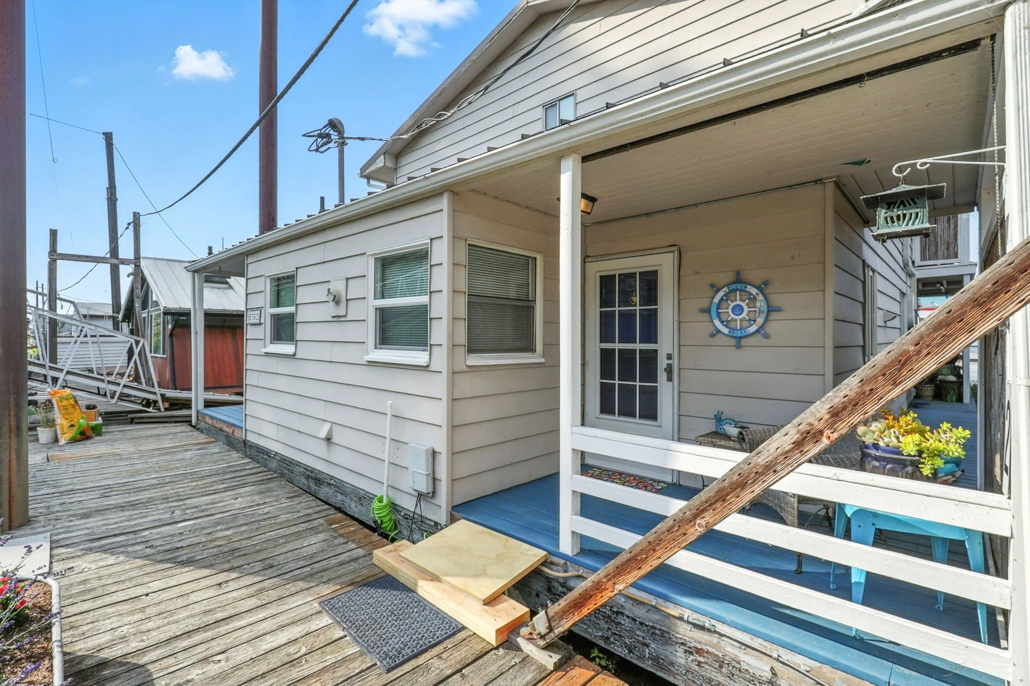 3-web-or-mls-Address Here-2.jpg