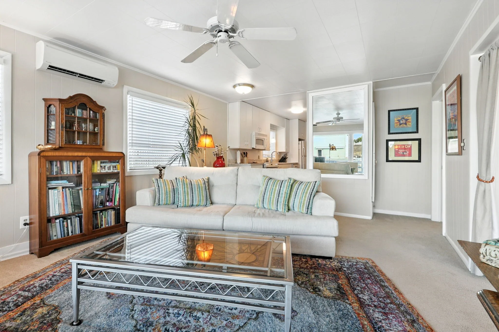 17-web-or-mls-Address Here-16.jpg