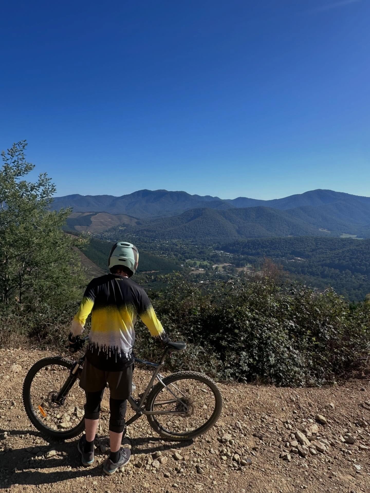 Interested in a Mountain Bike Tour? We can run many different bespoke tours, including biking. Check out the link in our bio!
#PeakTravel
#PeakAdventures
#UniTravel
#StudentTravel
#StudentTour