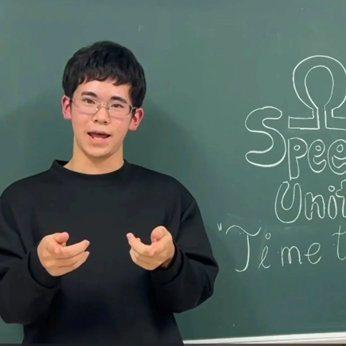 🌟 English Plusコース紹介 🌟

English Plusコースは、
IECの中でもハイレベルな学習を行うコースです。

英検4級以上を取得しているみなさんに、ぜひ受講してほしい！
そして&hellip;
✔ 英語が好き！
✔ 生きた英語を学びたい！
✔ もっと英語で会話がしたい！

そんなあなたにぴったりのコースです✨

このコースの大きな目標は、
スピーチ発表を通して、英語を「自分の言葉」にすること。

📘 学習の流れ
① 語彙と文法をしっかりインプット
② あるテーマに沿