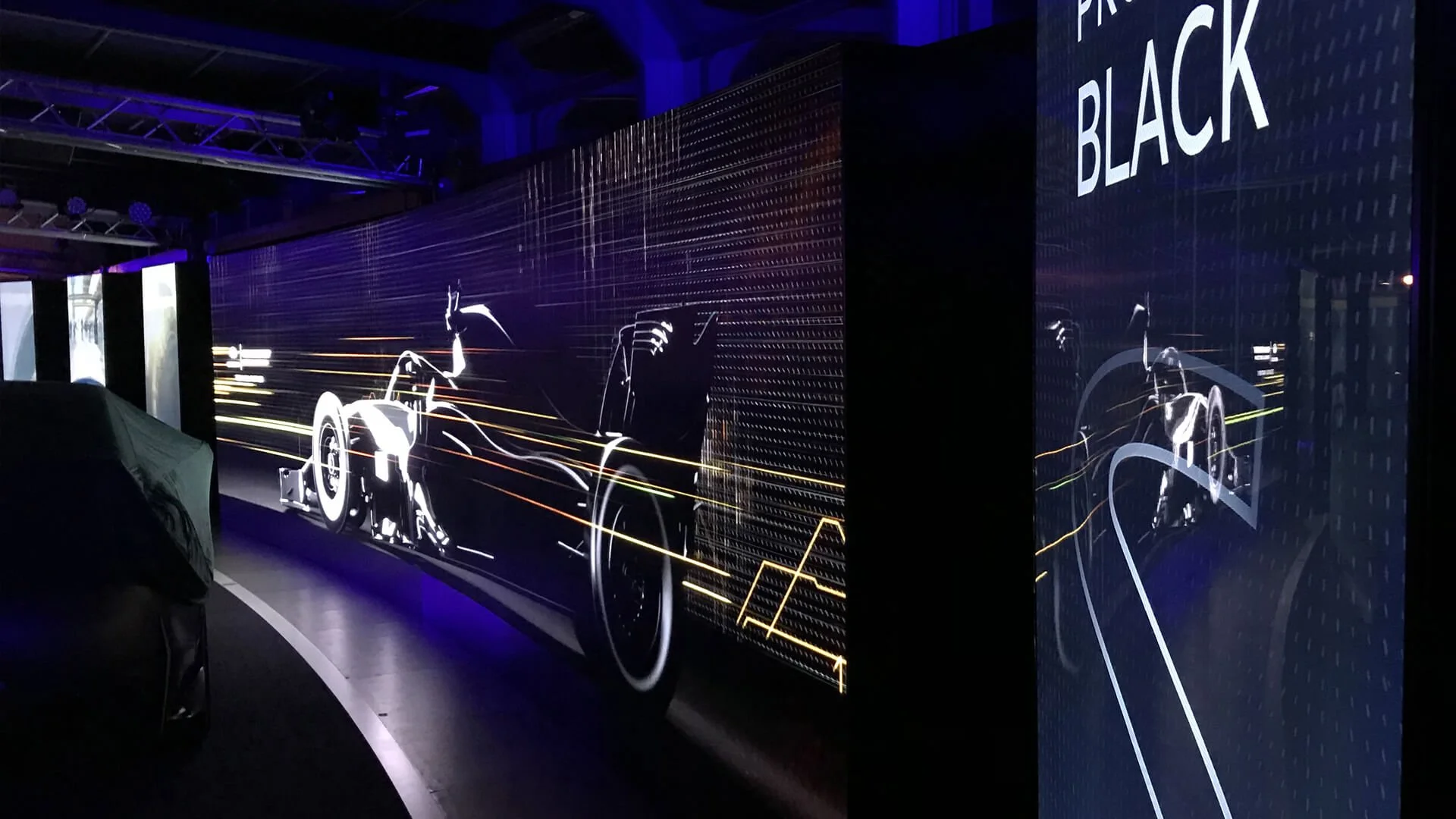 INFINITI_BLACK_S.08.jpg
