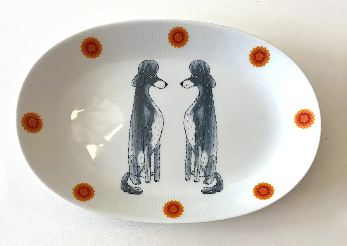Crokery-Dish-Two-Poodles.webp