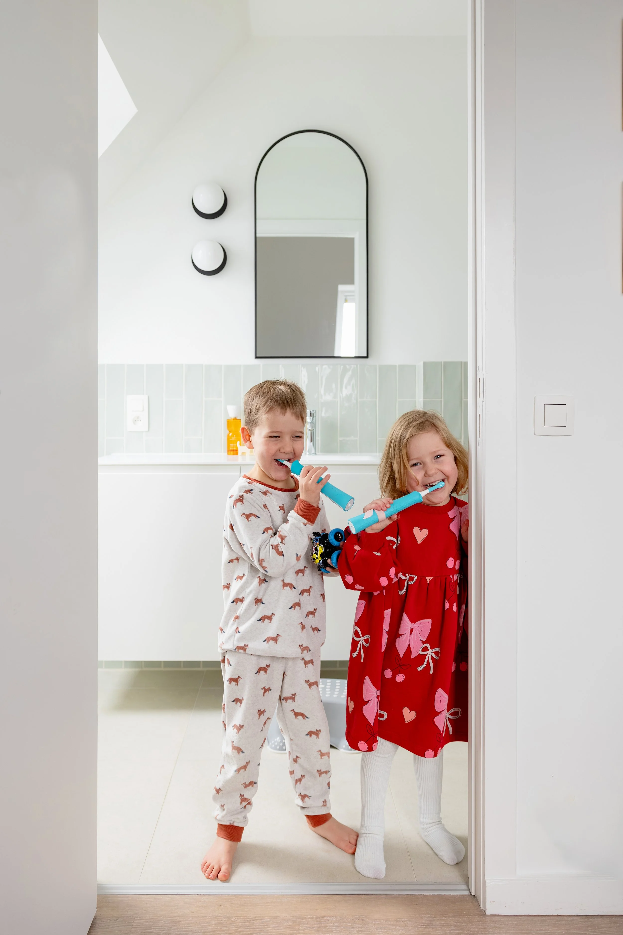 Custom childrens' bathroom by Urban Soul Interiors.