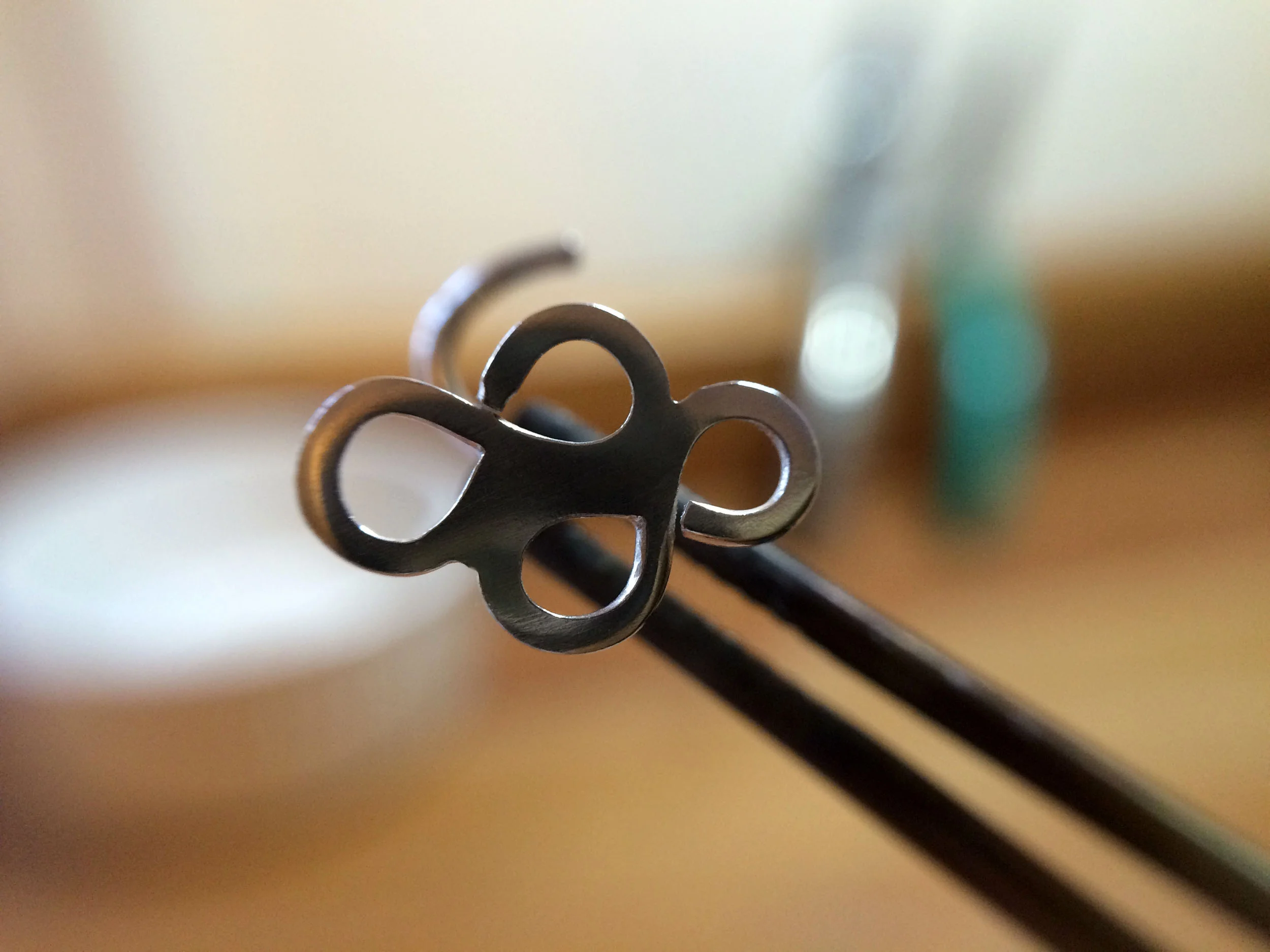 Infinity nose stud