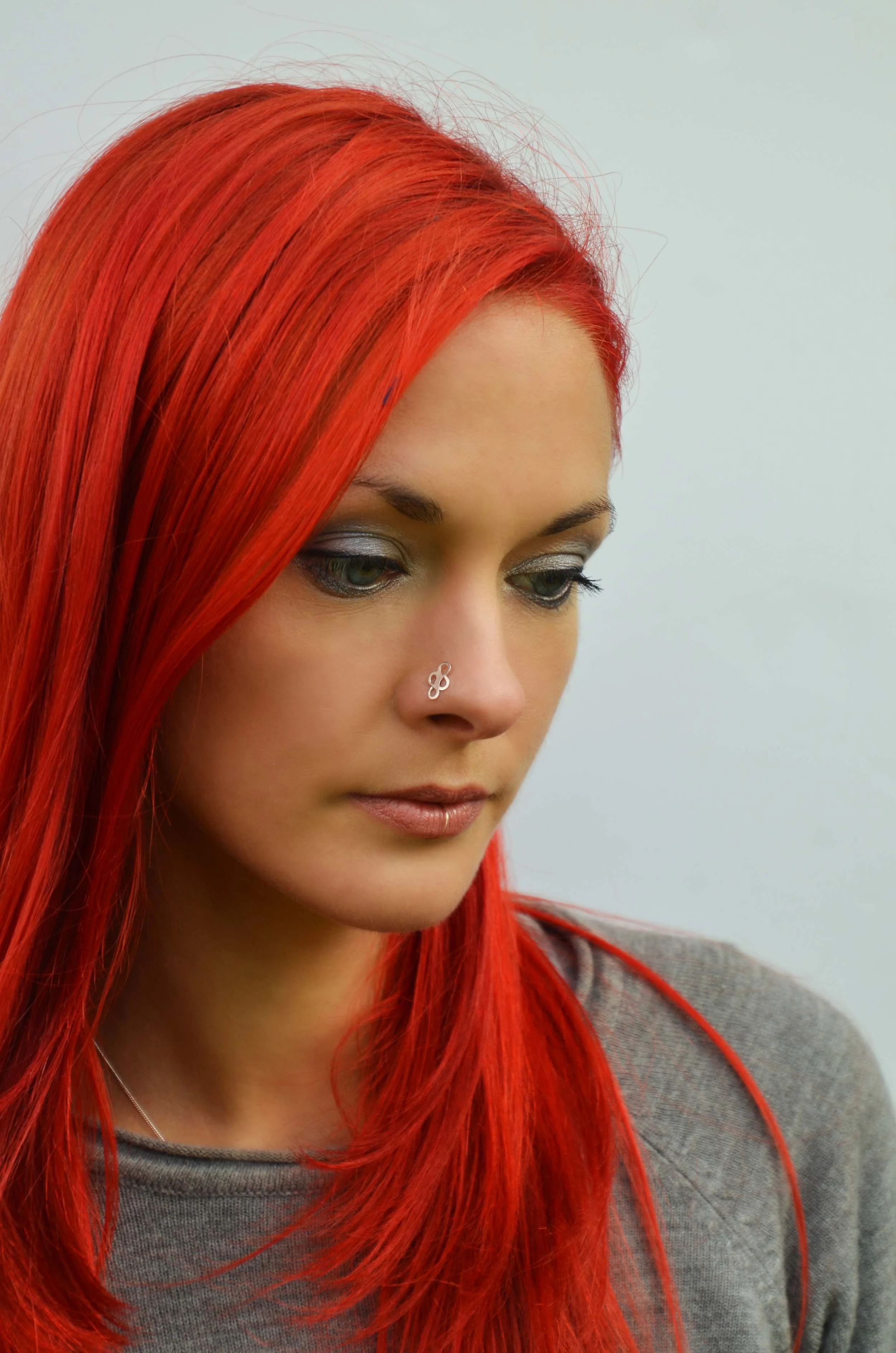 Handmade double infinity nose stud