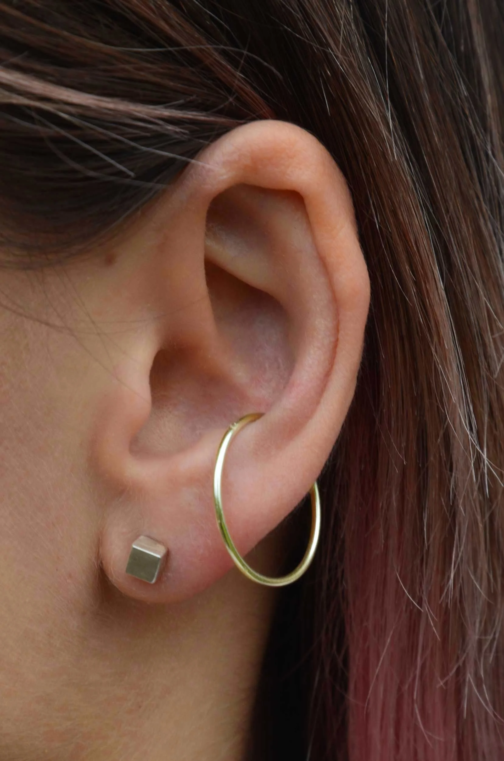 big-GOLD-conch-hoop-cartilage-piercings-conch-jewellery.jpg