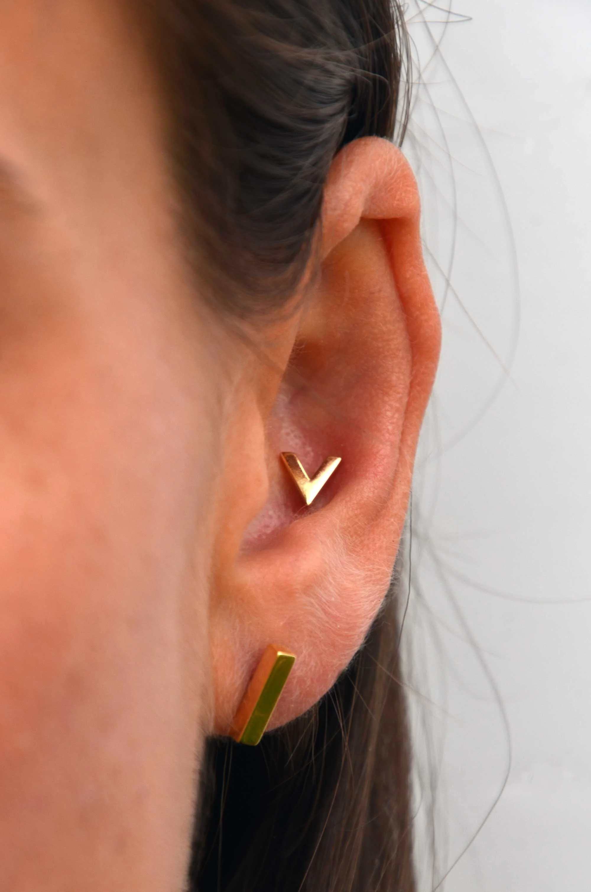 solid gold chevron conch stud handmade victoria grace
