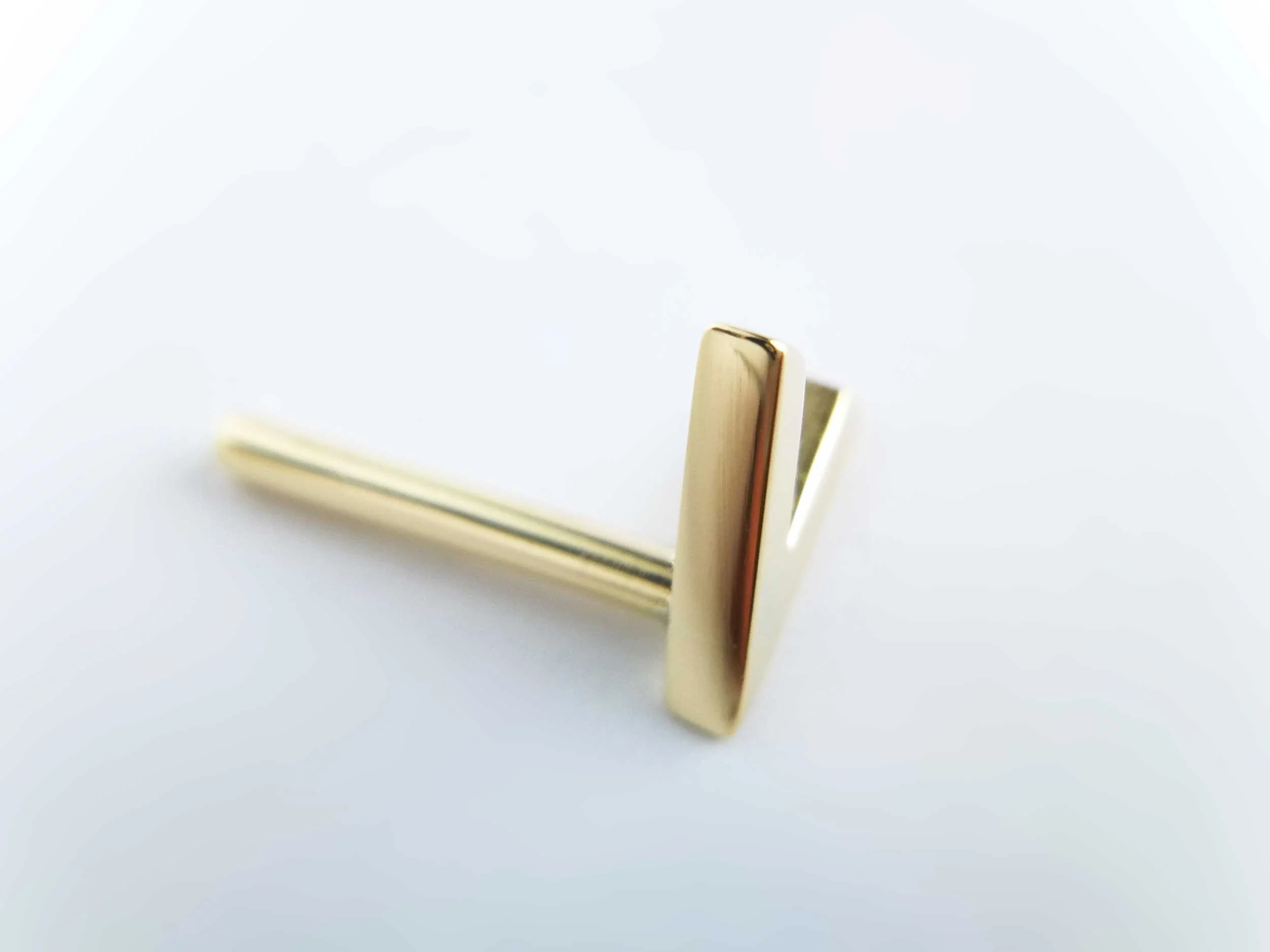 handmade gold cartilage earring product photo