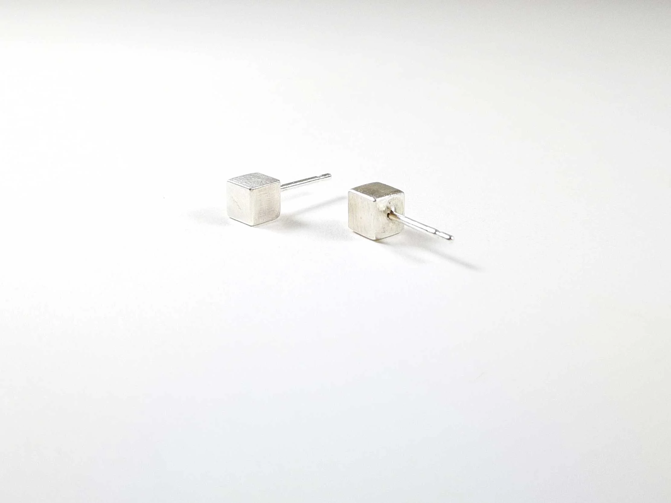 Handmade-silver-cube-stud-earrings-victoria-grace-silversmith.jpg