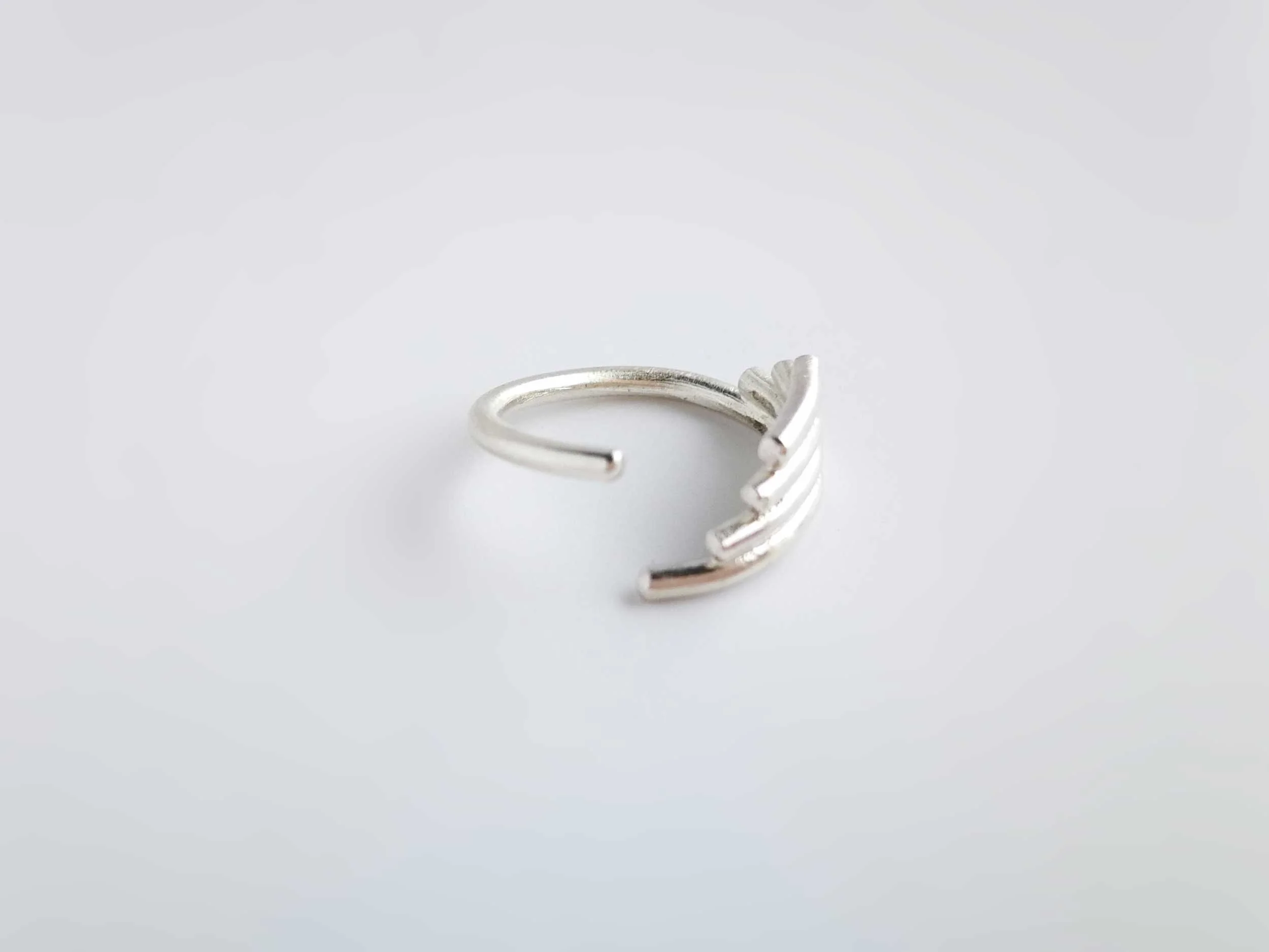 arte-deco-recycled-silver-conch-hoop-victoria-grace-silversmith.jpg