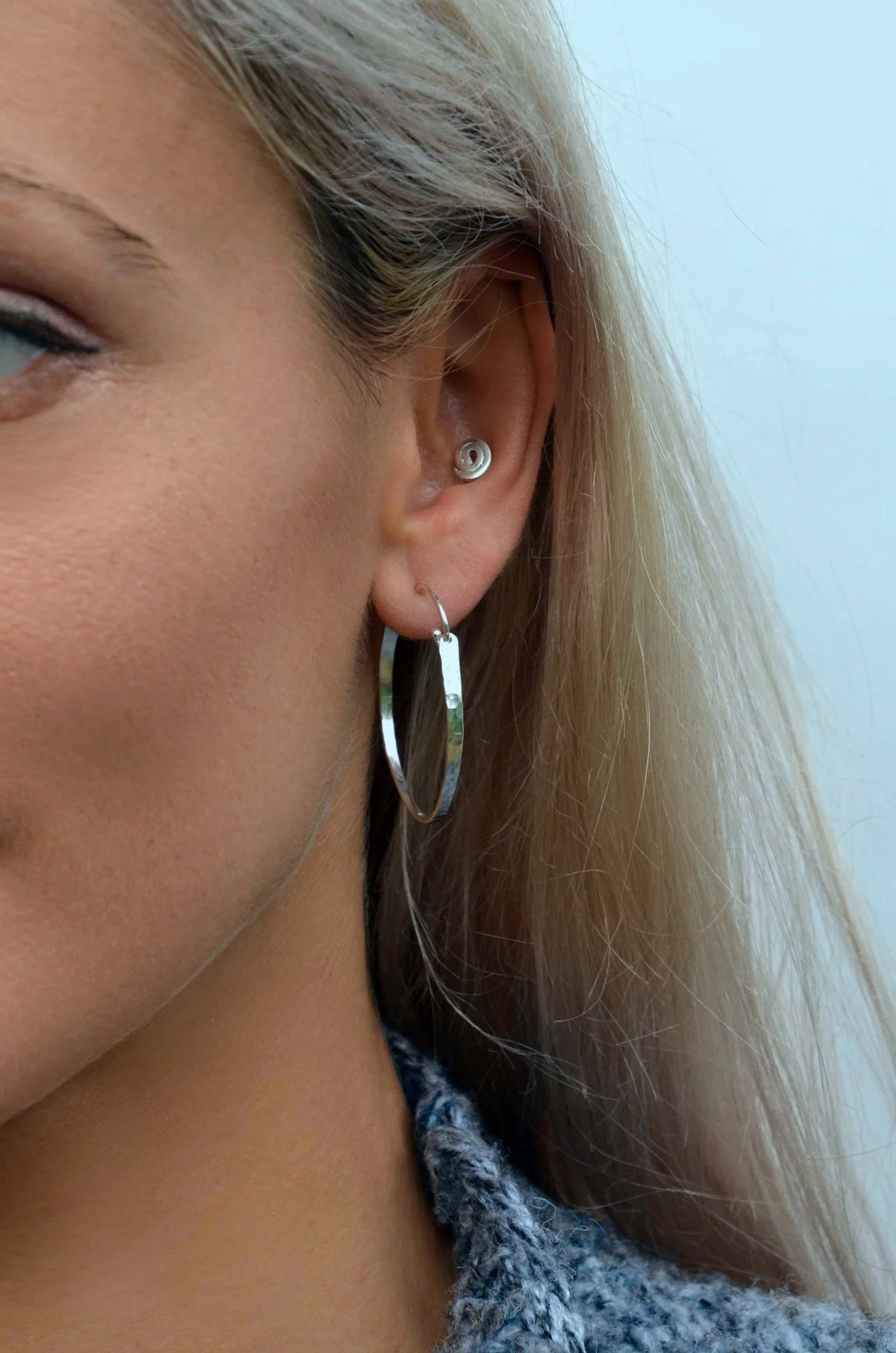 handmade hammered hoop earrings victoria grace silversmith