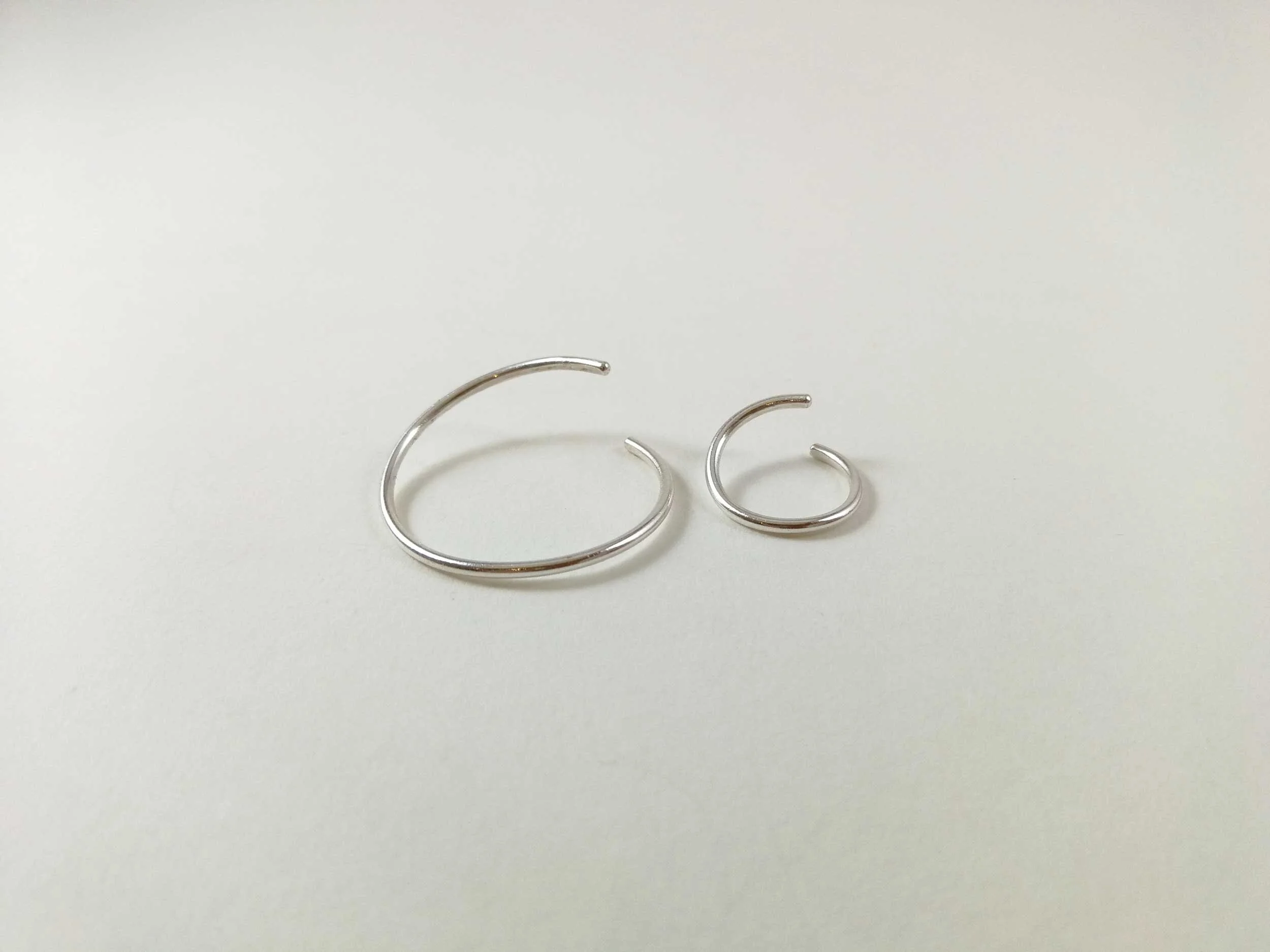 silver-endless-hoop-conch-piercing-jewellery.jpg