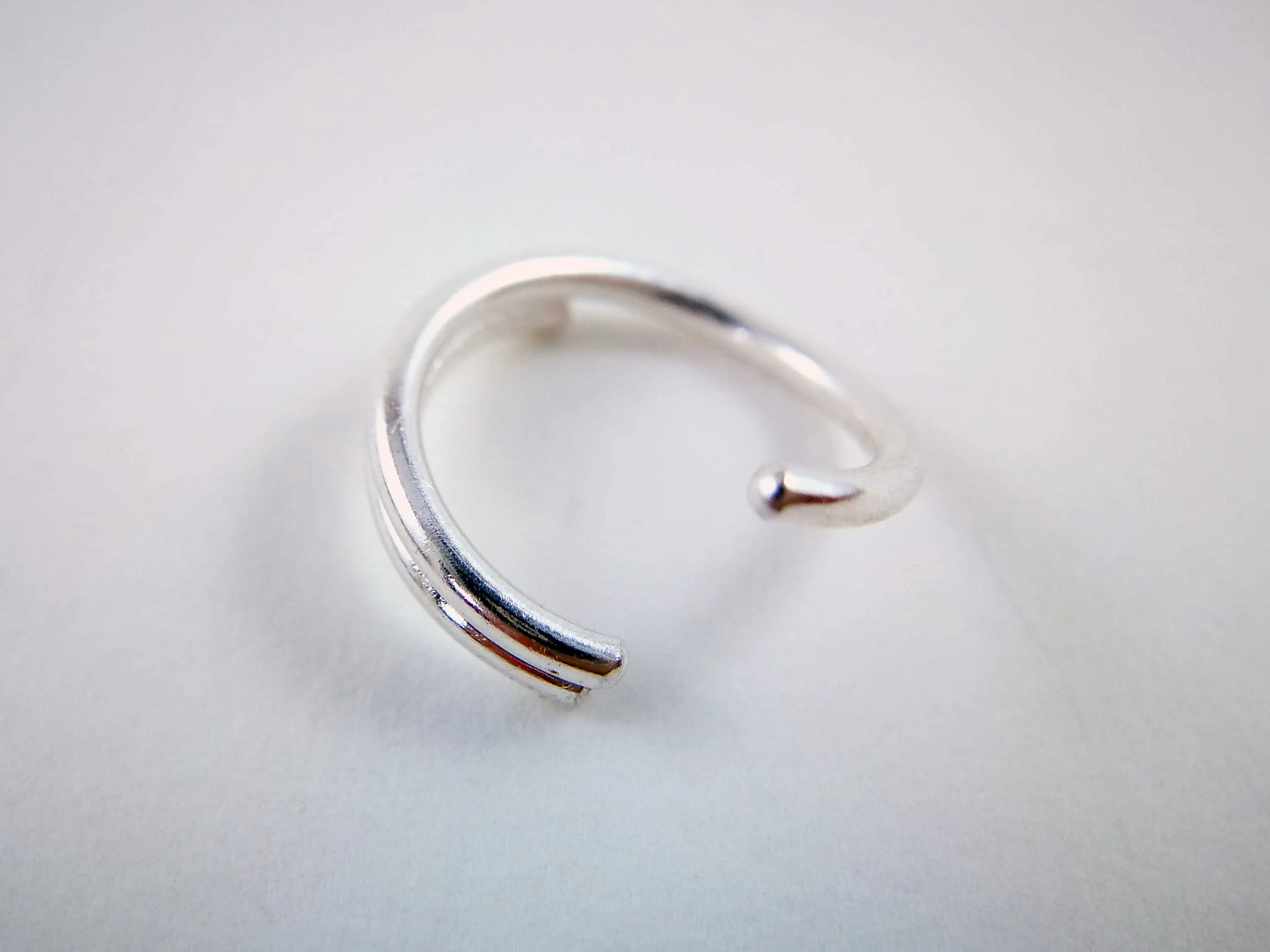 endless hoop opening conch ring