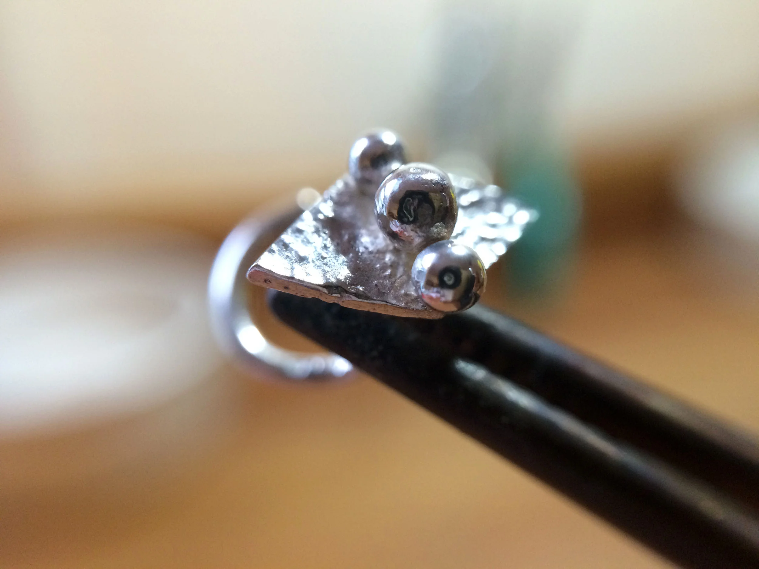 Unique nose stud