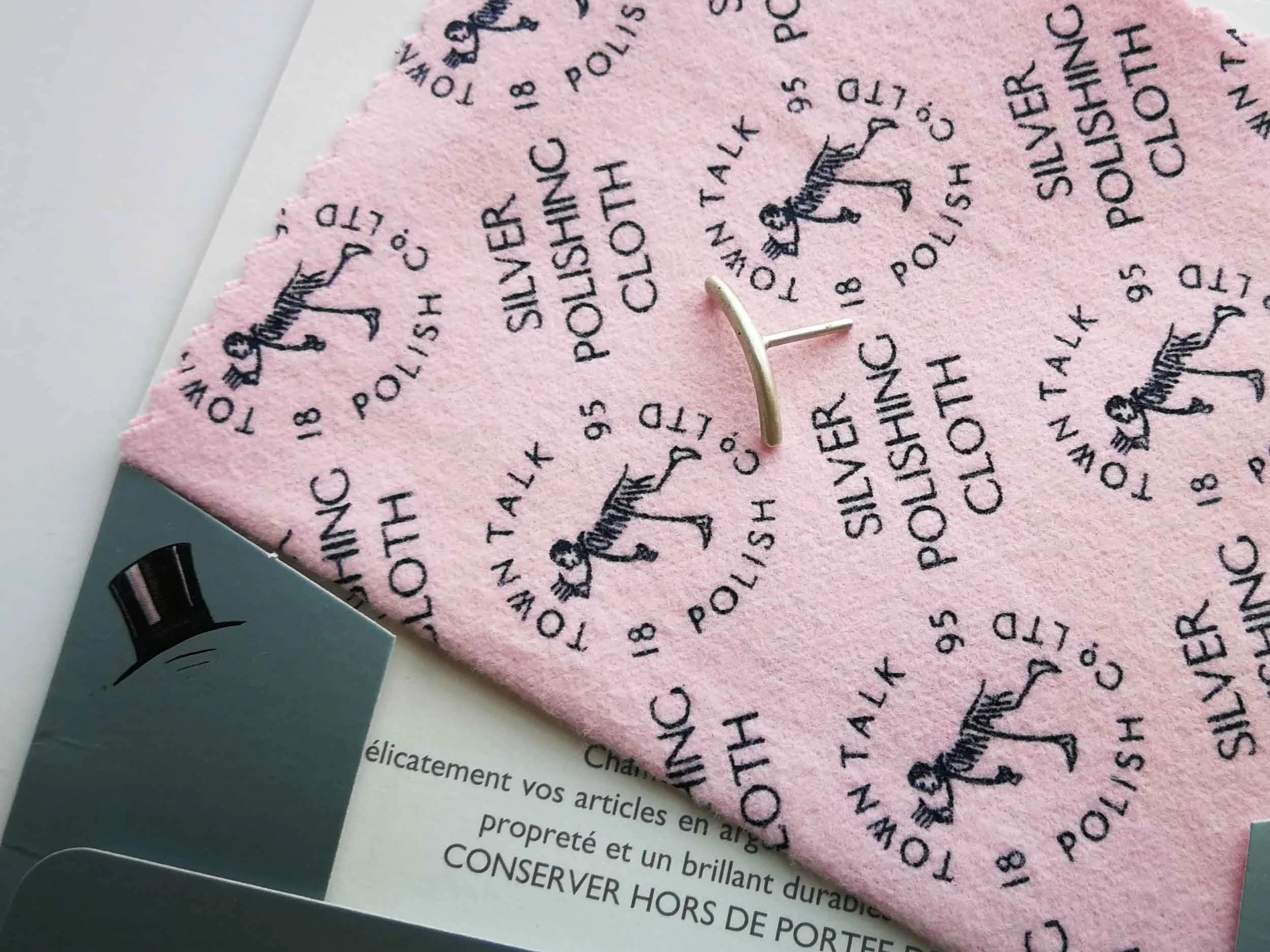 impregnated silver polish cloth for jewellery