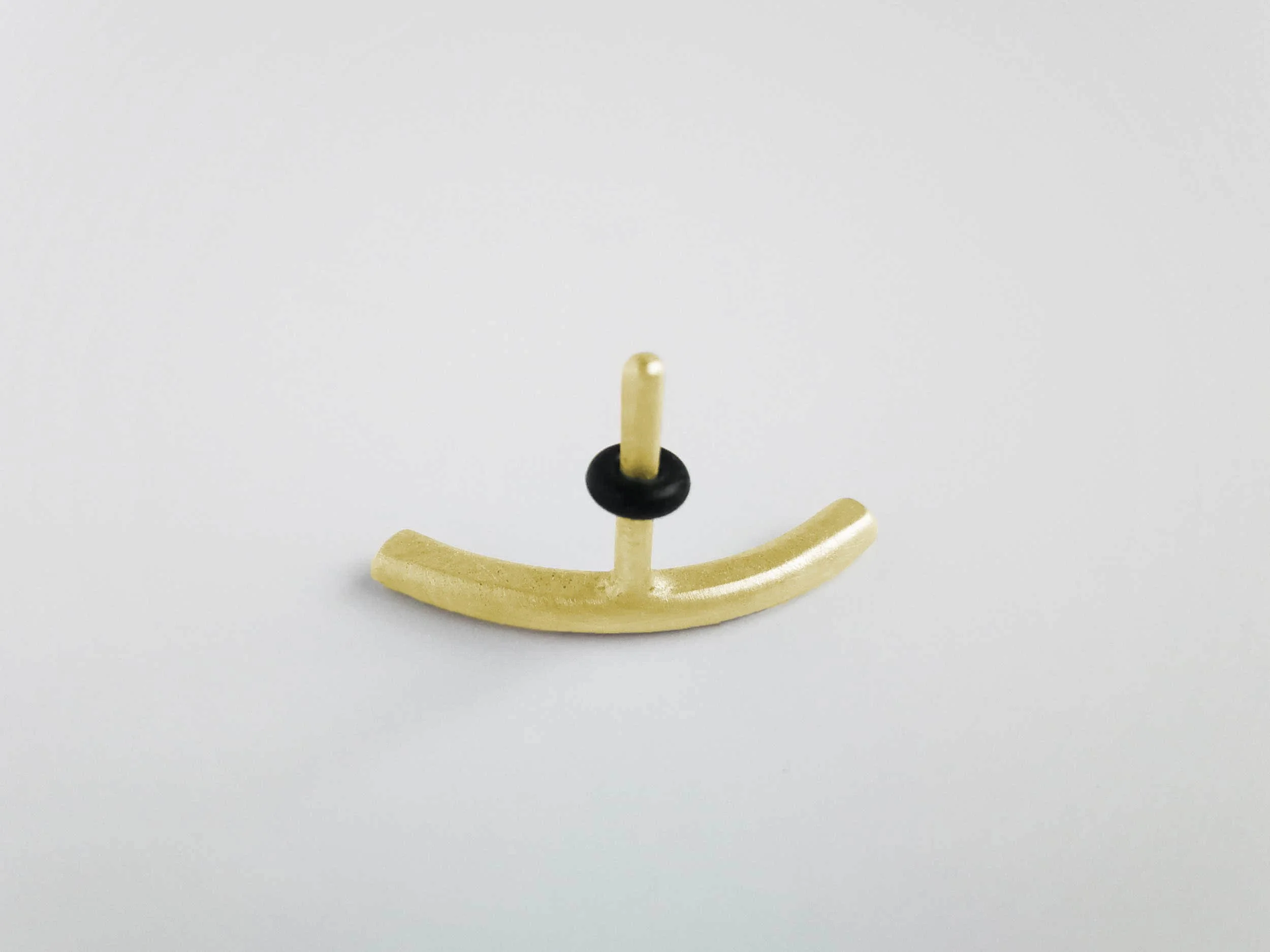 recycled-GOLD-conch-stud-with-o-ring-victoria-grace-silversmith.jpg