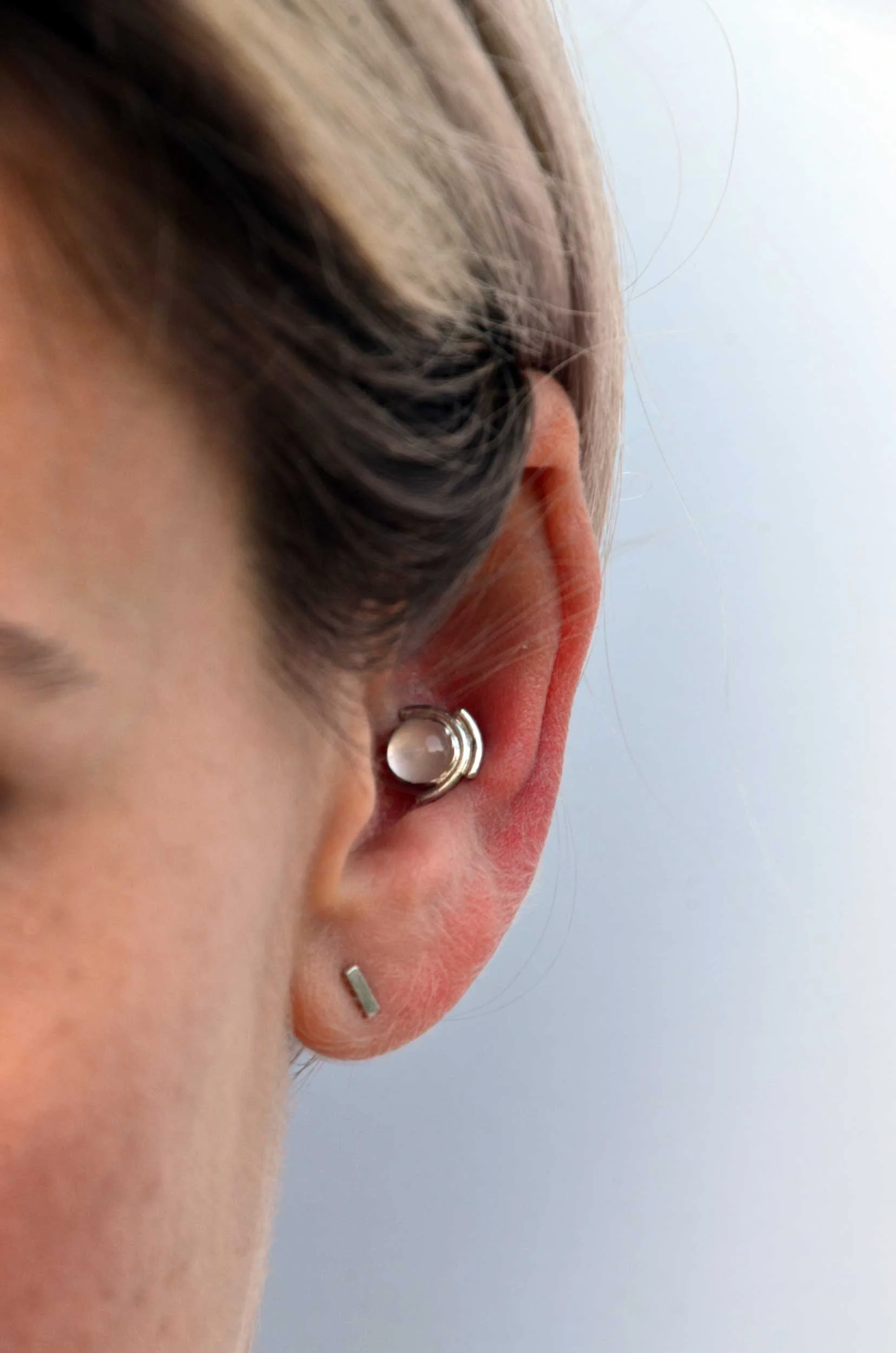 rose quartz conch stud on model