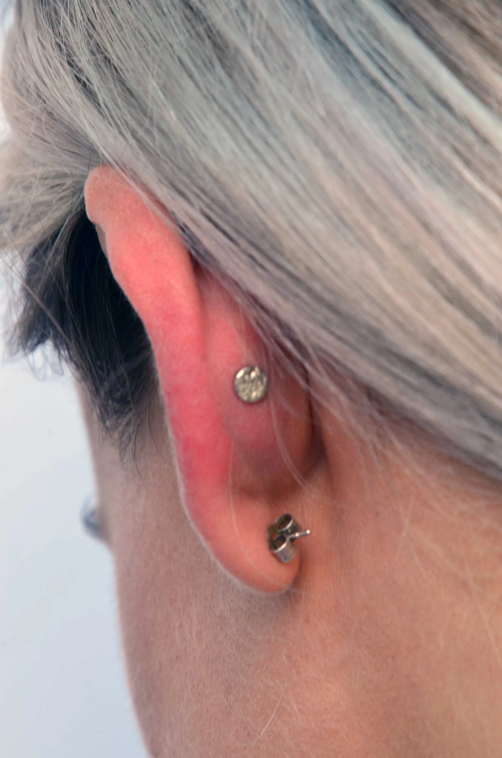 handmade conch stud back view