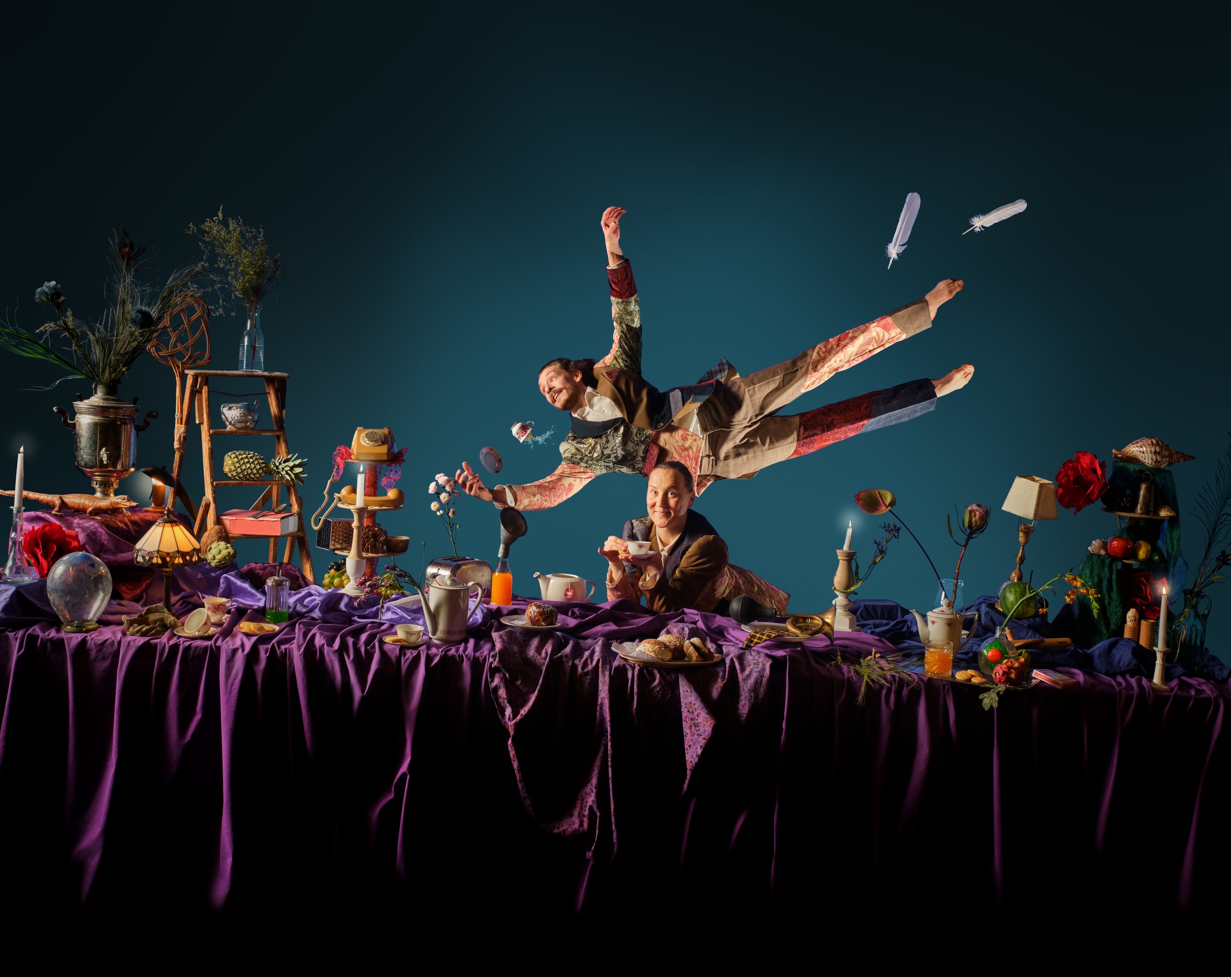 Tanssiteatteri Hurjaruuth: Teetä kello kuusi