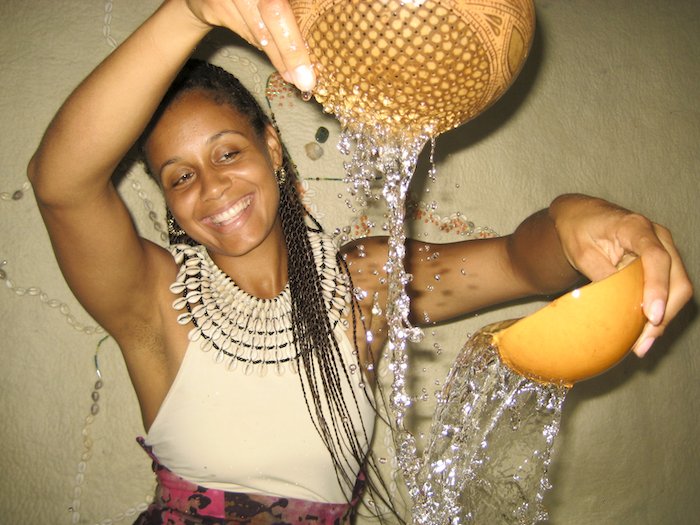 Vattnets viskning 1 Wanda Holopainen.jpg