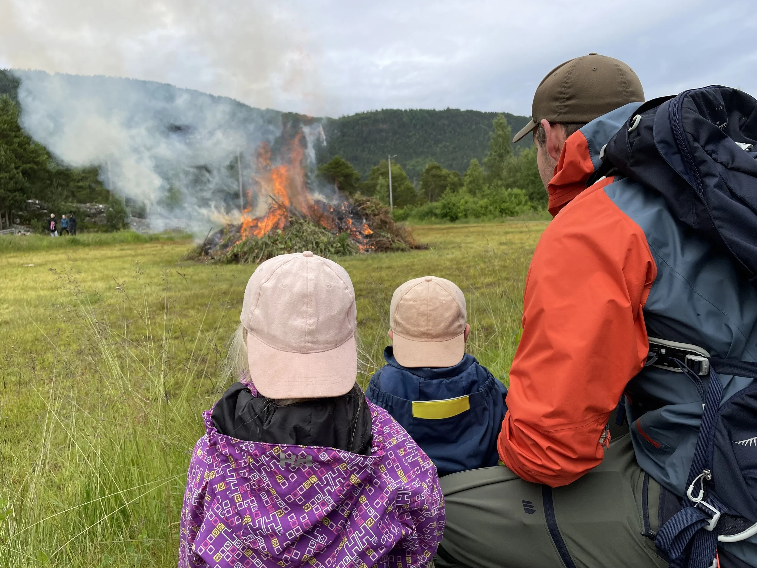 Glimt frå 50-årsjubileum og jonsokfeiring på Myra 