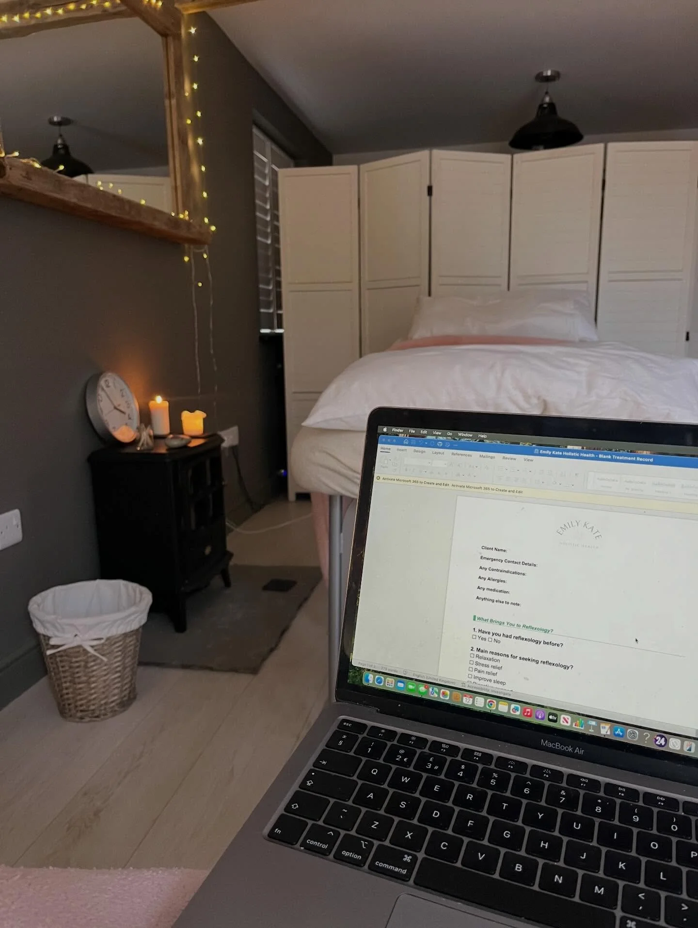 A reflexology appointment with me isn&rsquo;t just an hour treatment. 

Prior to every appointment, I look over my clients notes from previous appointments &amp; work out how I can best support this client based on previous needs and reactions to tre