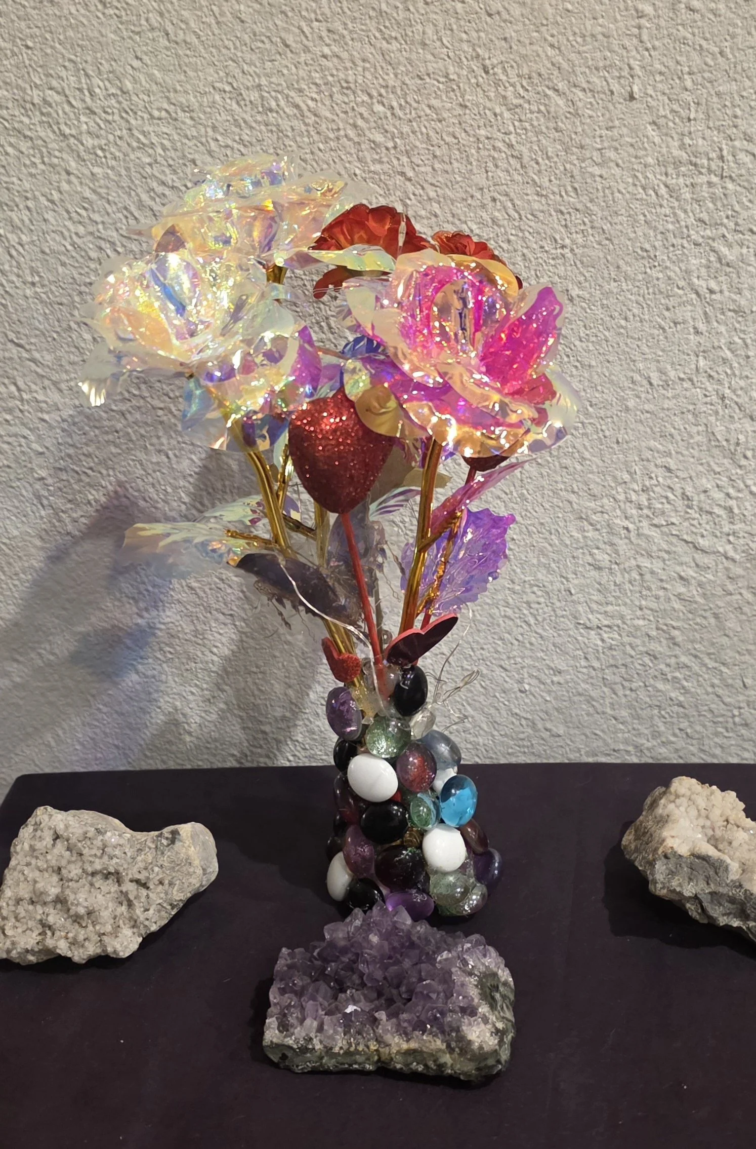 Flower arrangement with vase and lights