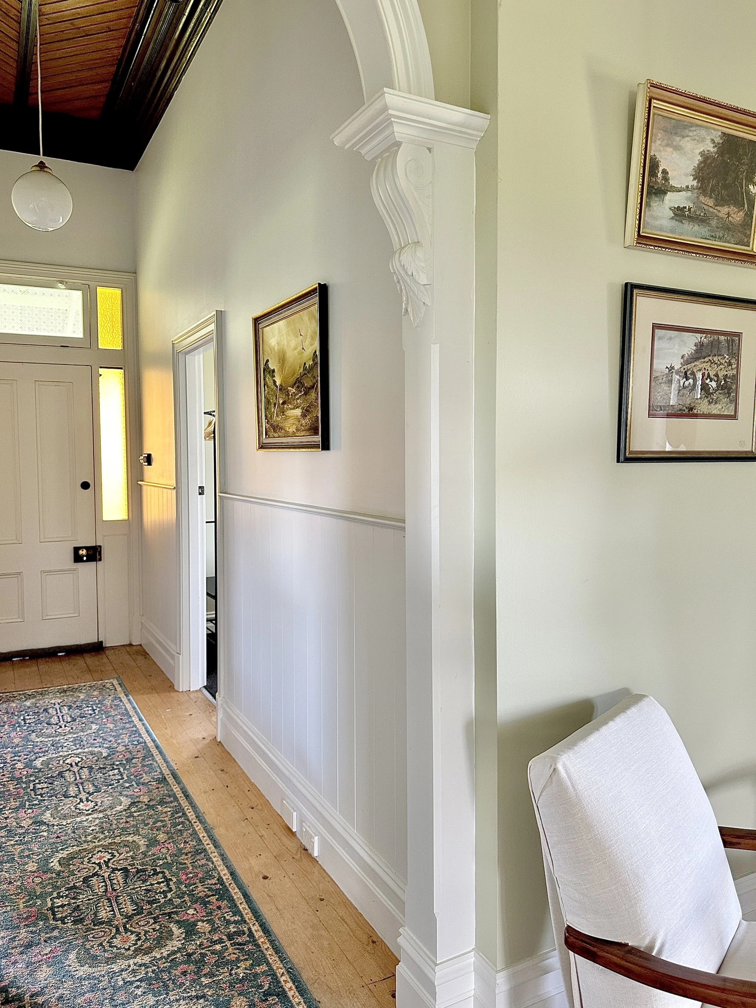 HallWay01.jpg