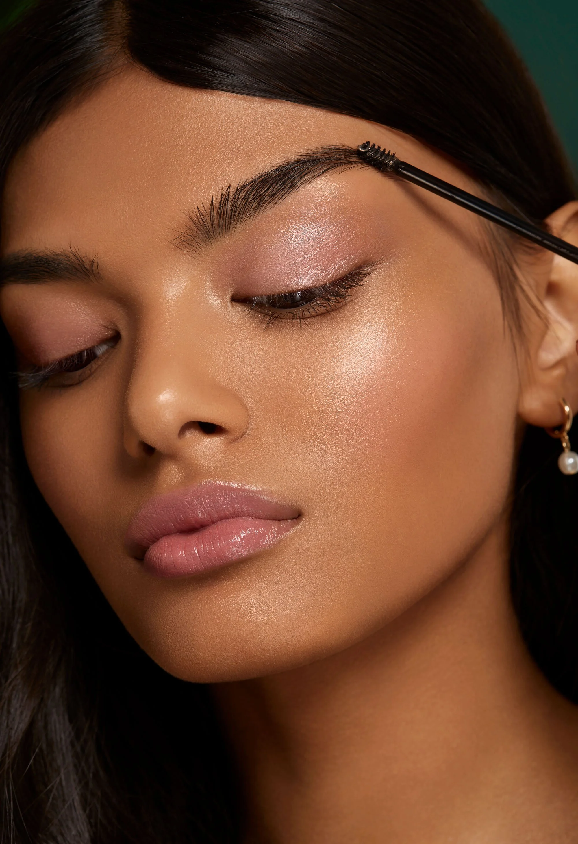Clear-Brow-Gloss-2.jpg