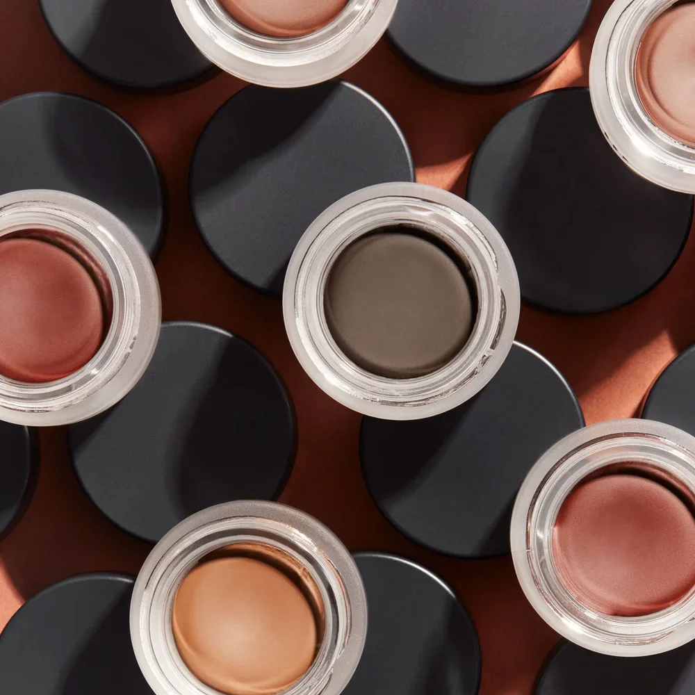 Brow-Sculpting-Pomade-7.webp