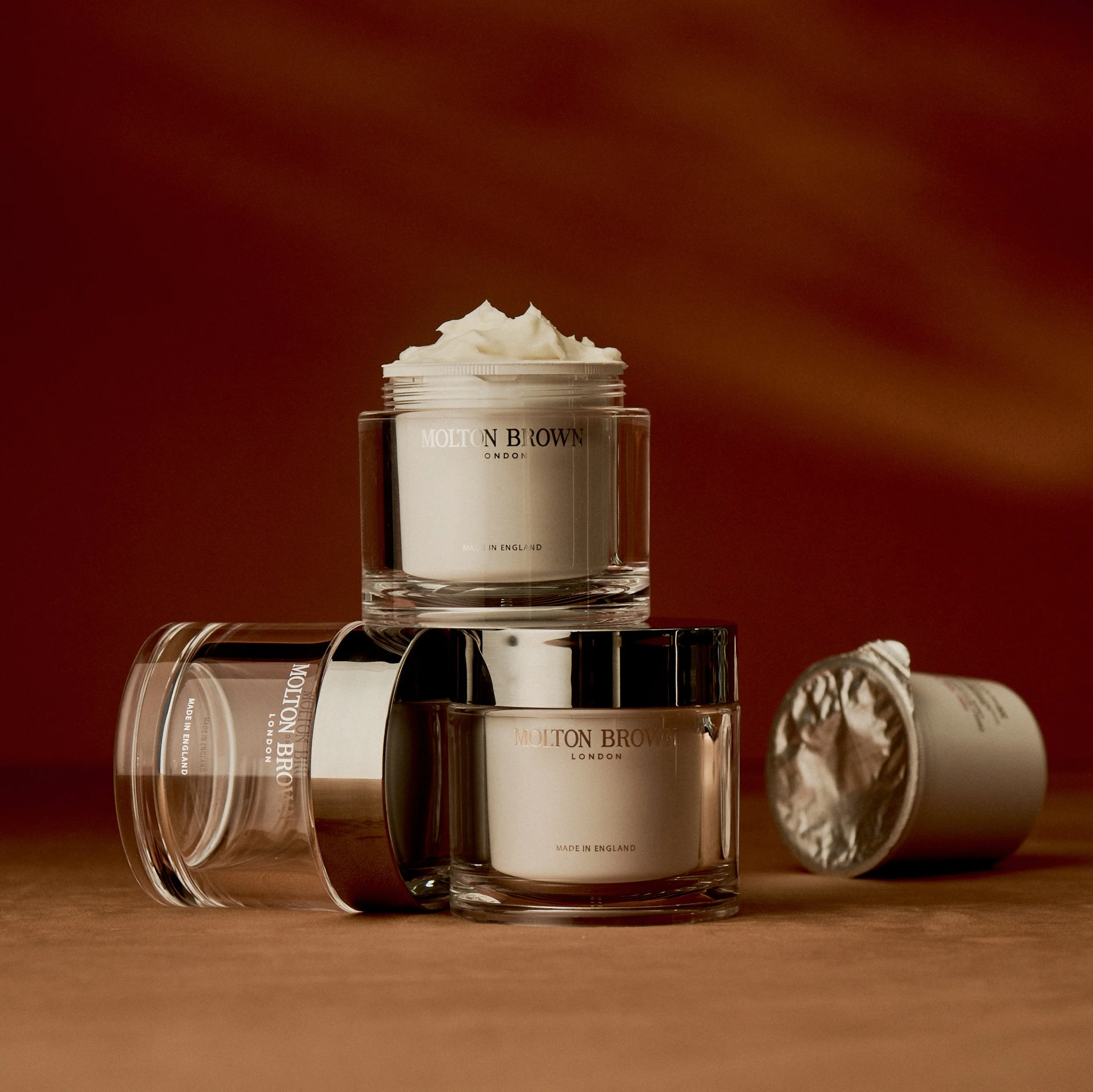 20250312_MOLTON_BROWN_2.0_EVERGREEN_BODY CREAMS_HERO_001.jpg