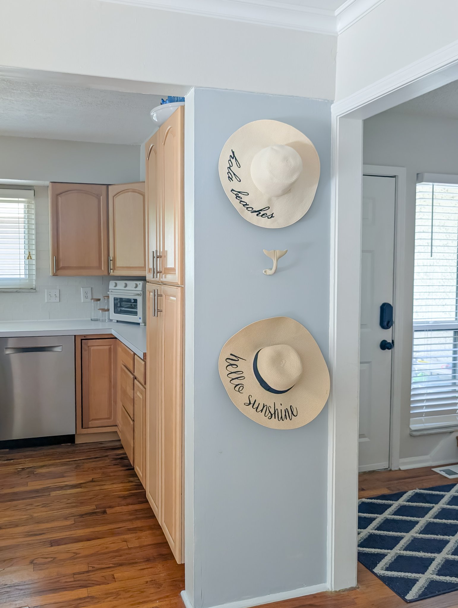 amelia-island-salty-rabbit-entry-03.jpg