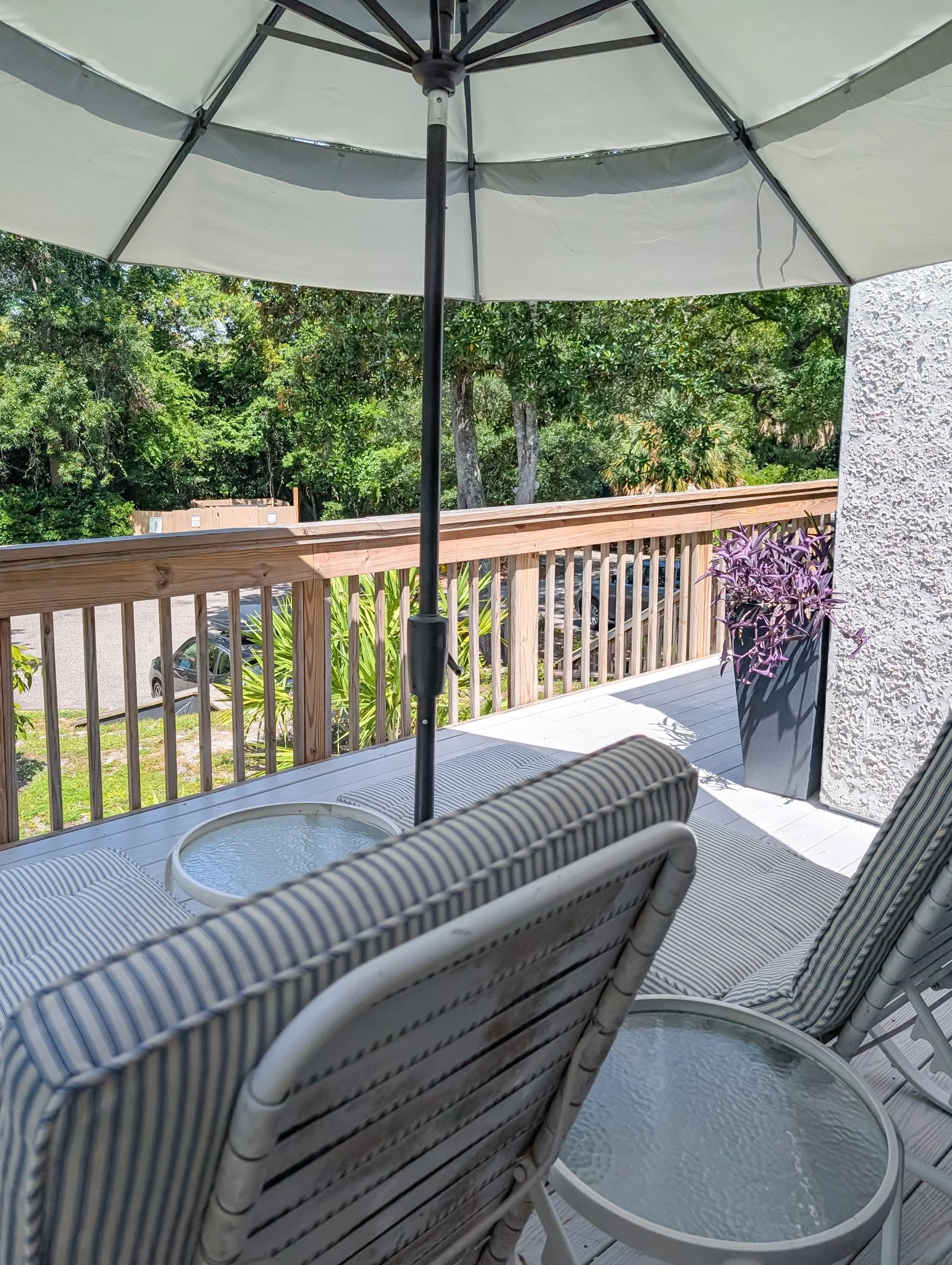 amelia-island-salty-rabbit-private-deck-05.jpg