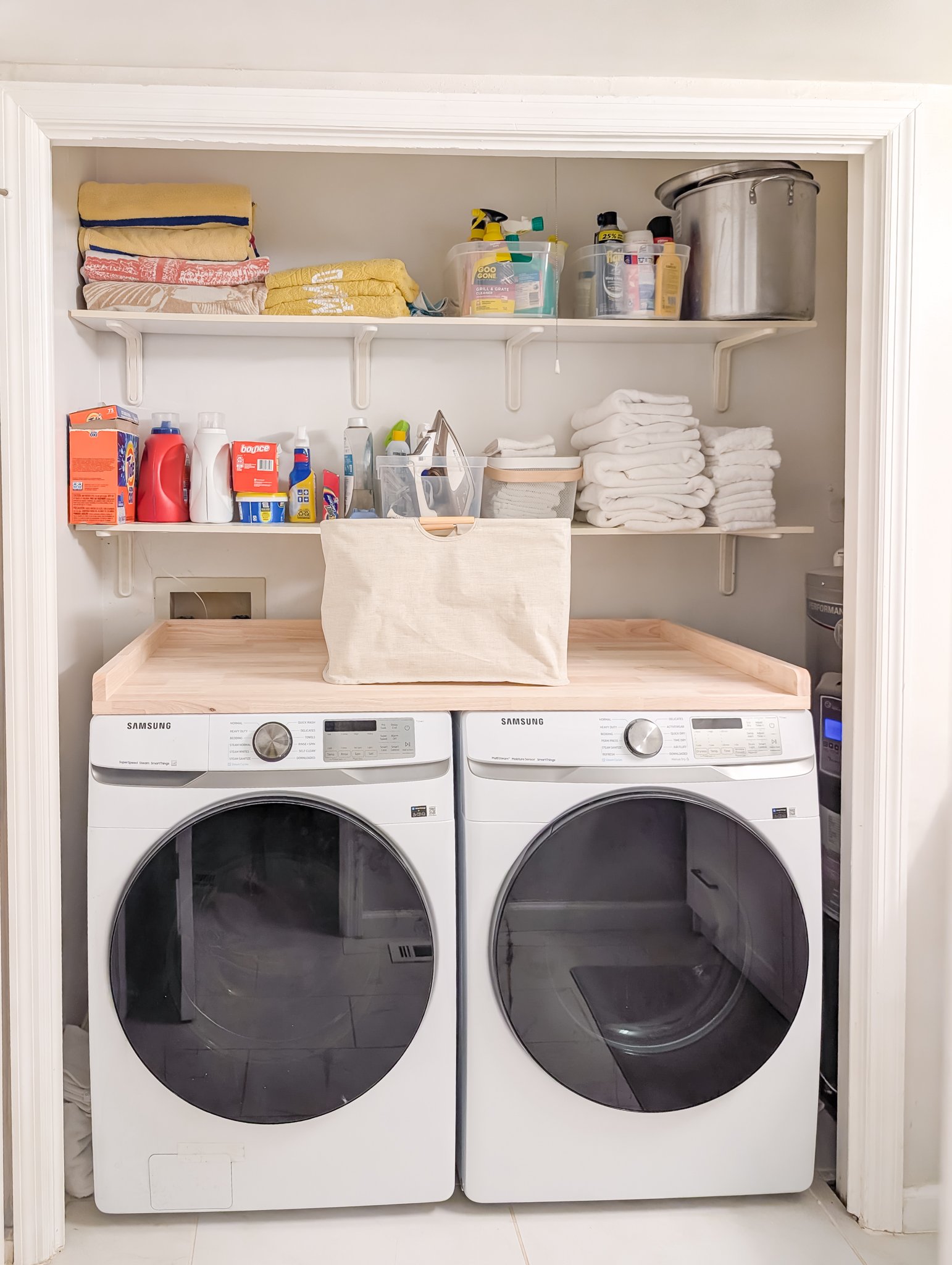 amelia-island-salty-rabbit-bathroom-downstairs-laundry-02.jpg