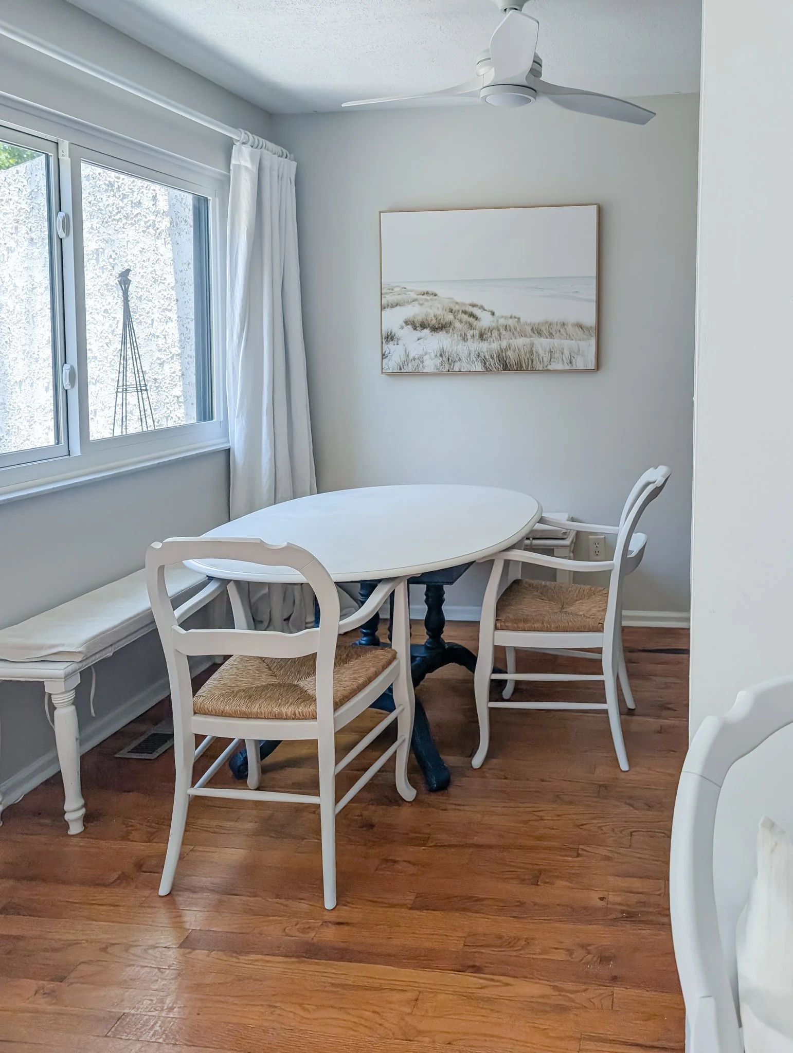 amelia-island-salty-rabbit-diningroom-02.jpg