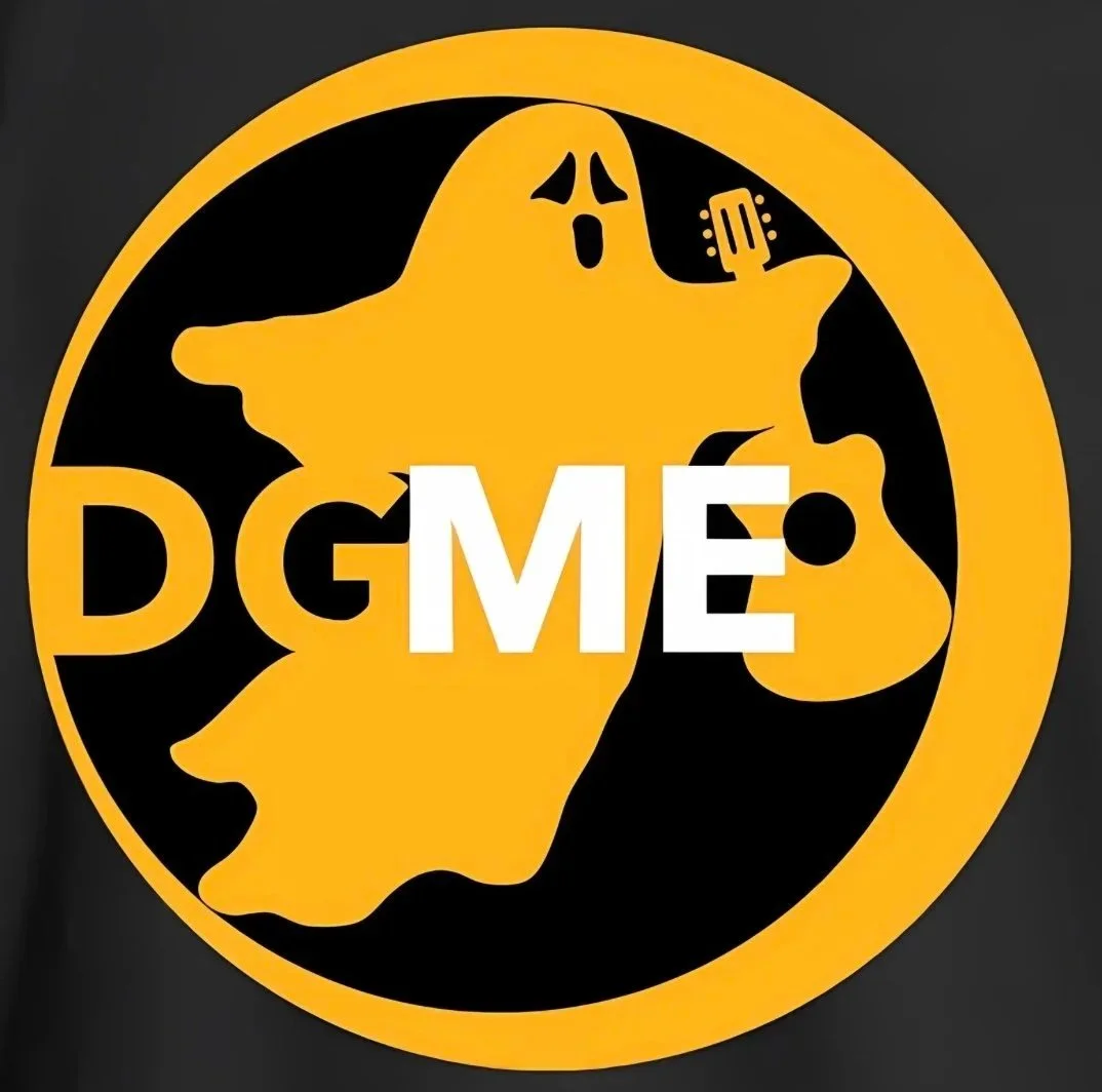 A circular logo with a yellow ghost holding a spatula and a kettle, featuring the text 'DGMÉ' in the center, set against a black background.