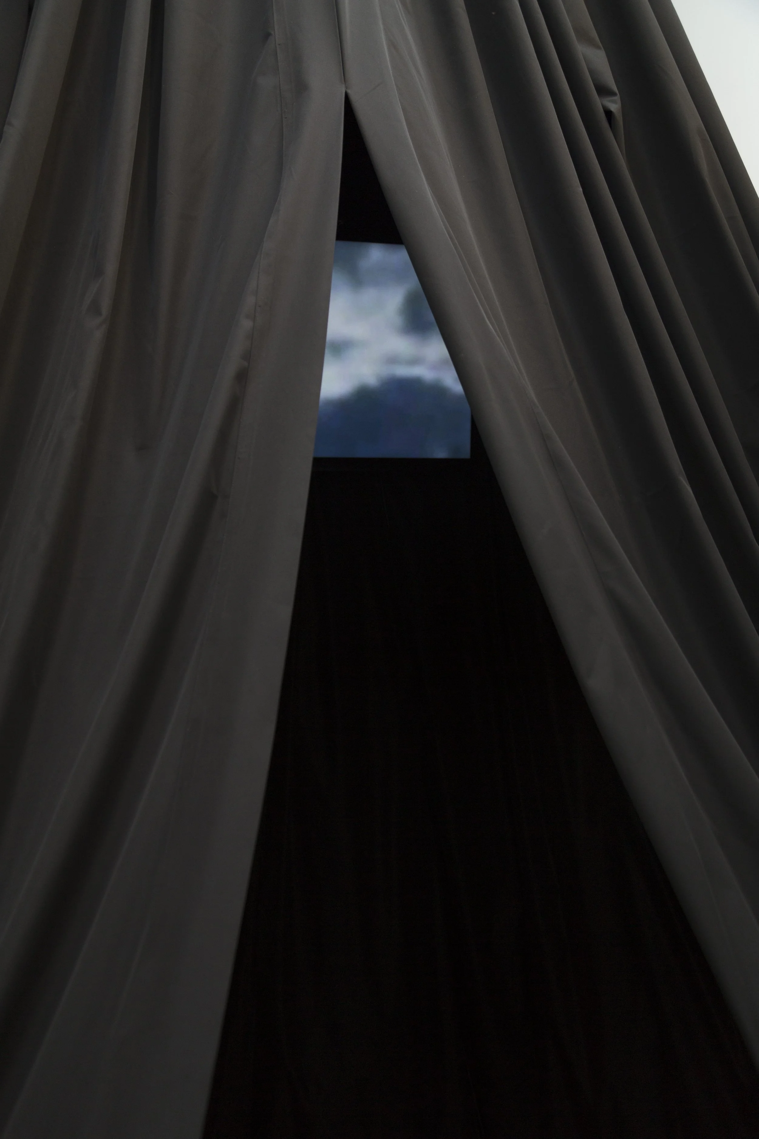 Unter den Talaren (Cloak and Dagger...) - installation view