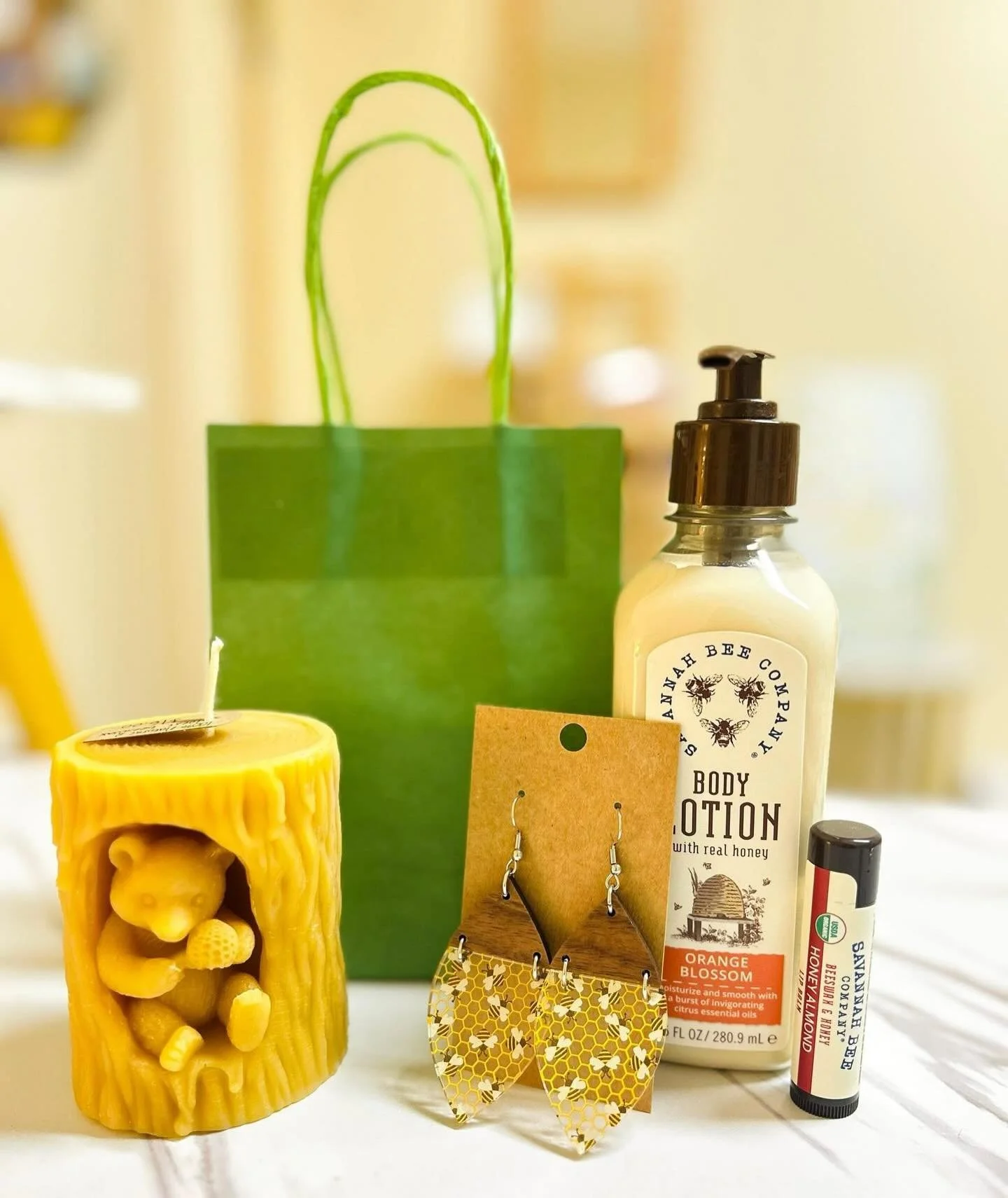 Here are some items that we think are perfect for Christmas: Honey, whipped honey sets, beeswax candles, lotions and lip balms, earrings, our Grateful bee bundles and gift cards! 🍯🛍️

📖 You can also find our books at The Landing in Flowood, Polk&r