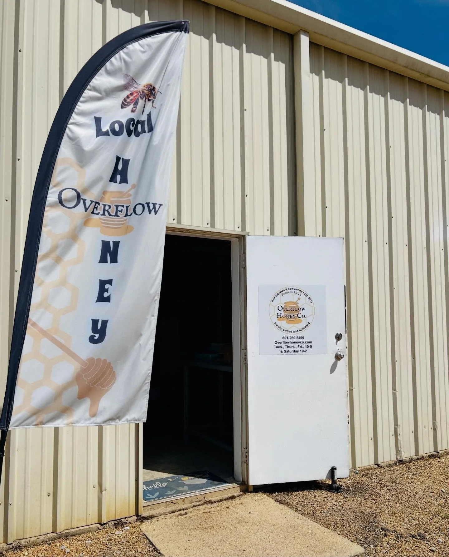 New week at Overflow Honey Co🐝☀️ Have you ever been to a beekeeping supply store? It&rsquo;s a great day to try something new! #beekeeping #beekeepers #honeybees
