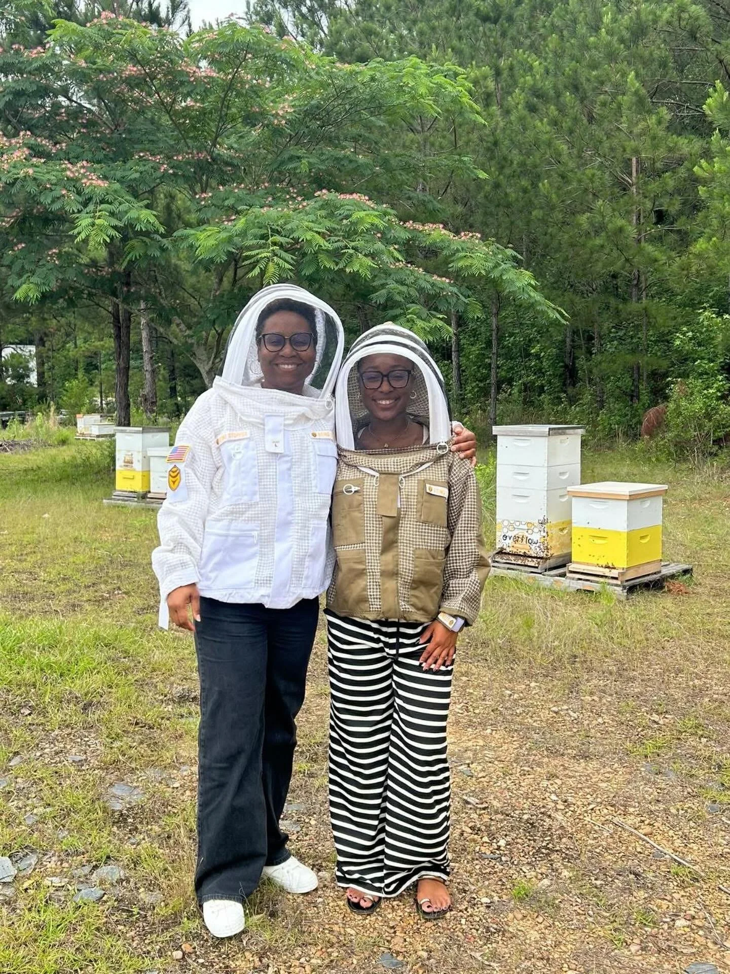 These pretty ladies picked out their jackets and are ready to start their beekeeping journey!🤩 Thanks for shopping with us! Y&rsquo;all were too much fun.

We will be here until 5:00pm today!
Hope you had a great Memorial Day weekend🇺🇸
📍2396 Hwy 
