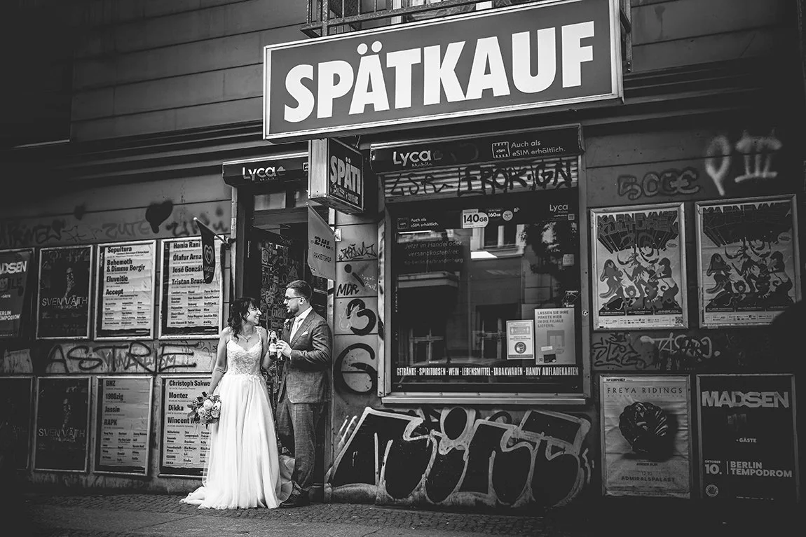 Späti Berlin Hochzeitspaar Eheschliessung Berlin Pankow Friedrichshain