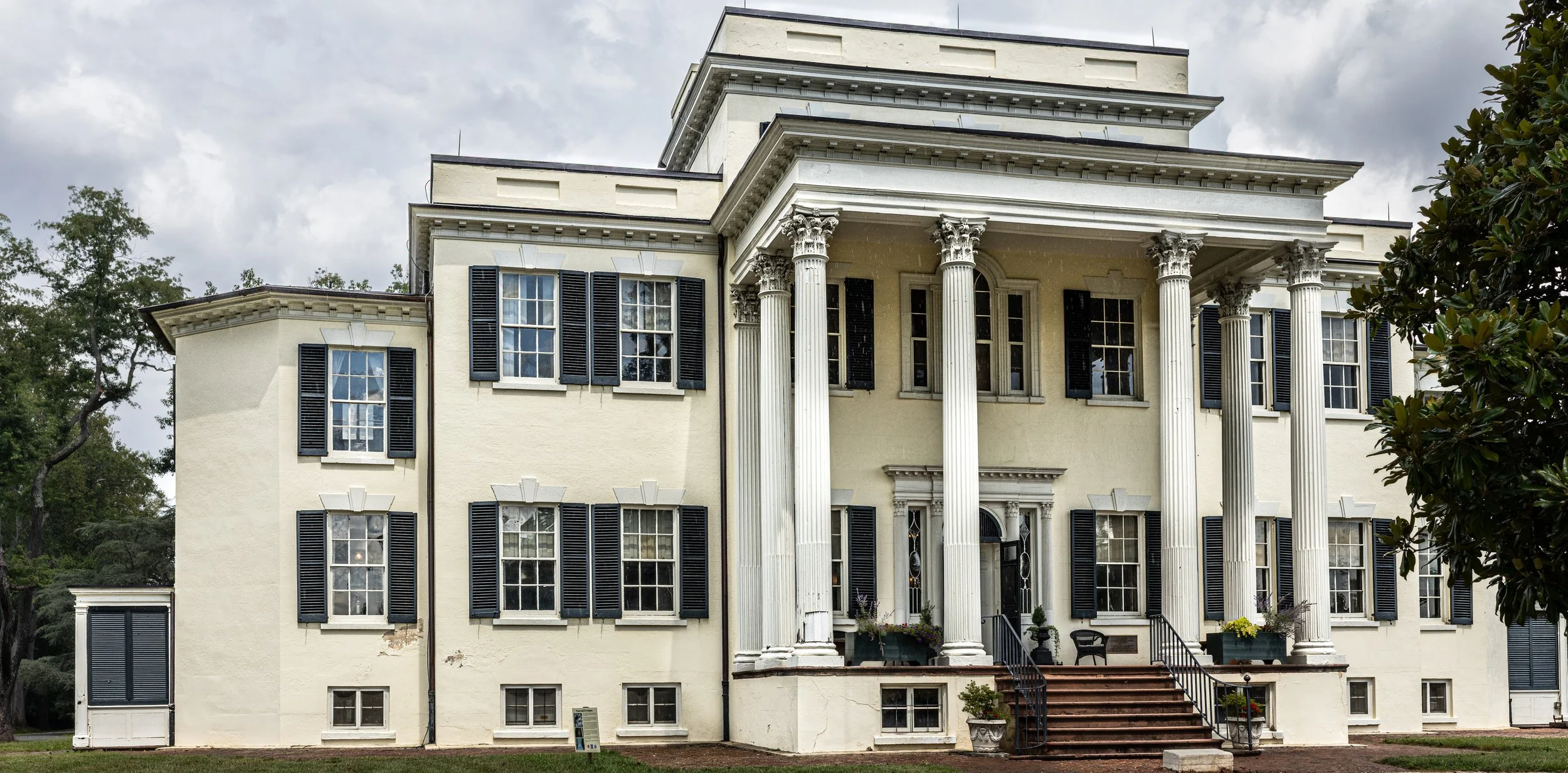 Oatlands 1804 Mansion Shoot front final 1 (potfolio).jpeg