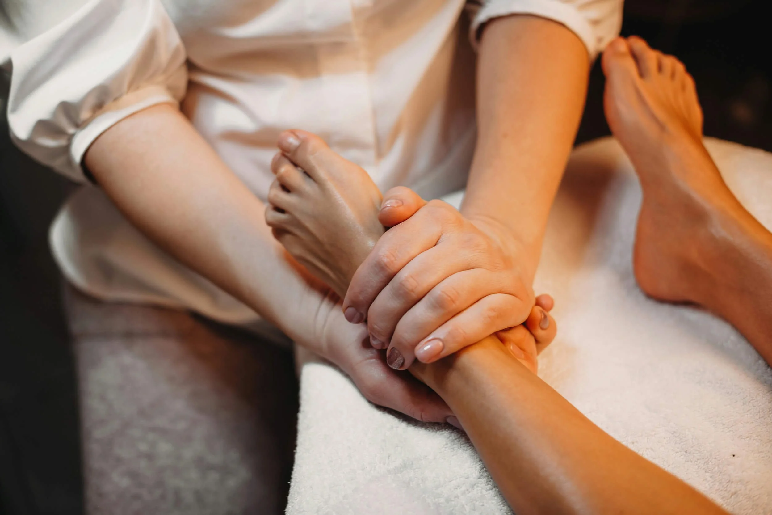 Integrative Reflexology with client in Chesterfield, VA