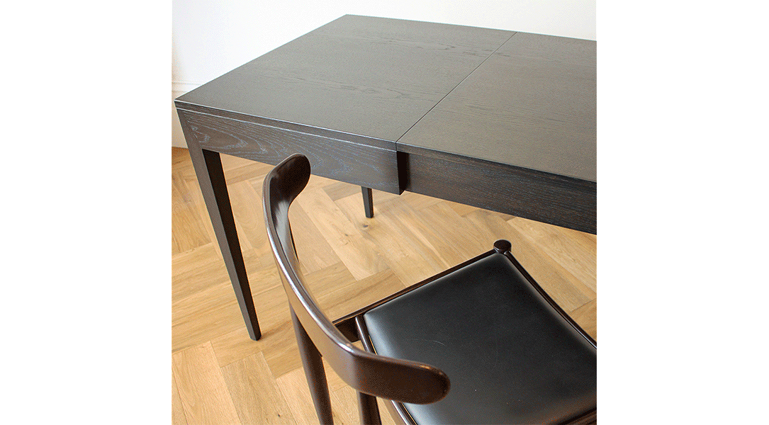 Black-Table-%28Top-view%29.png