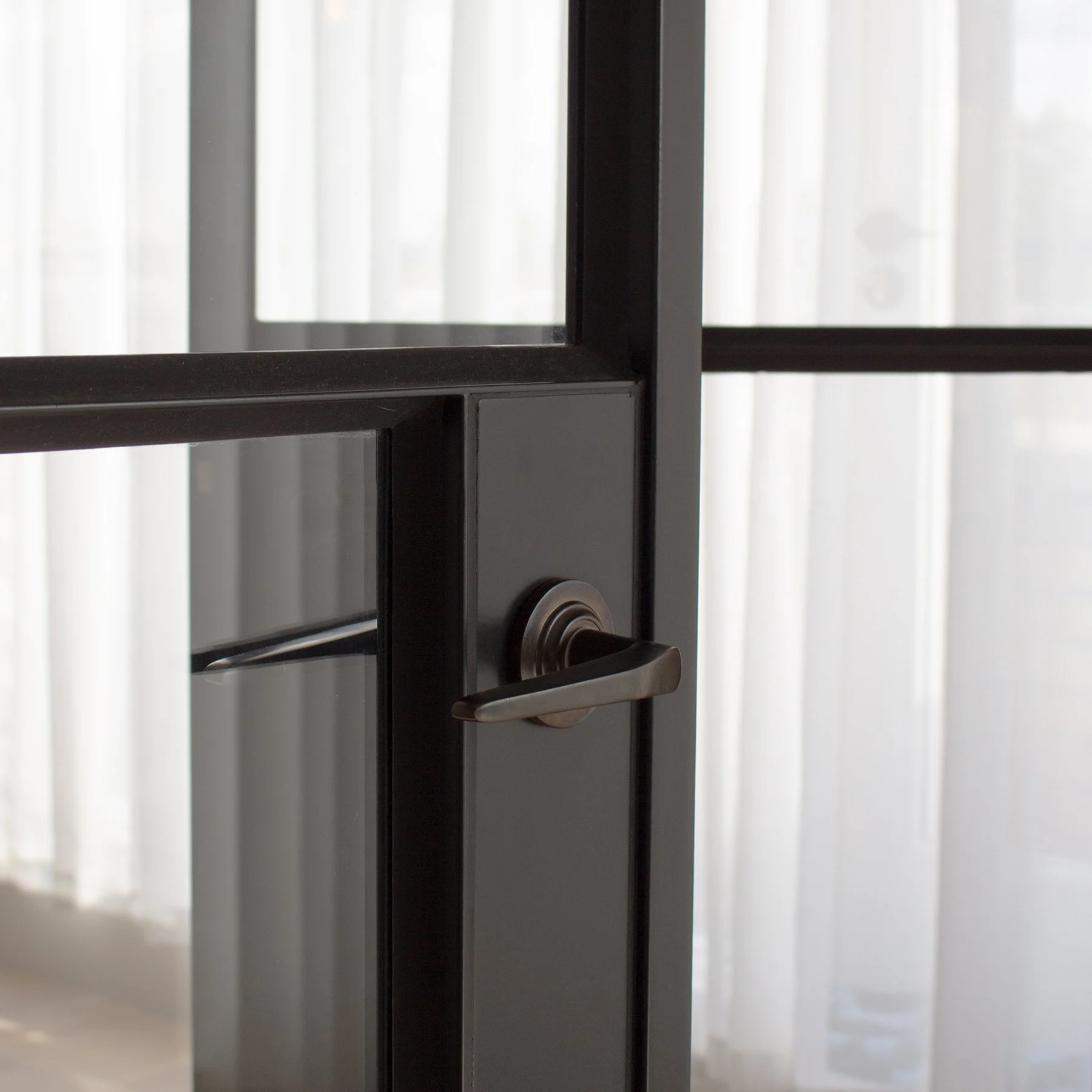 1425 PR 251021 02.jpg