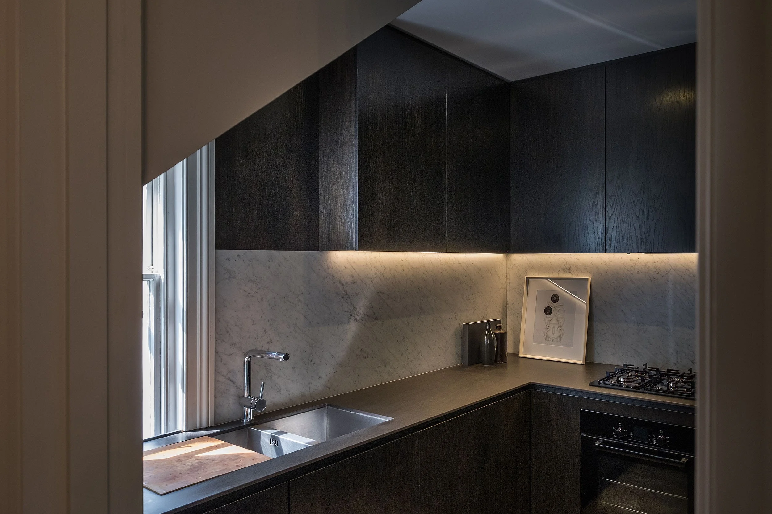 1420 BA 251021 02.jpg