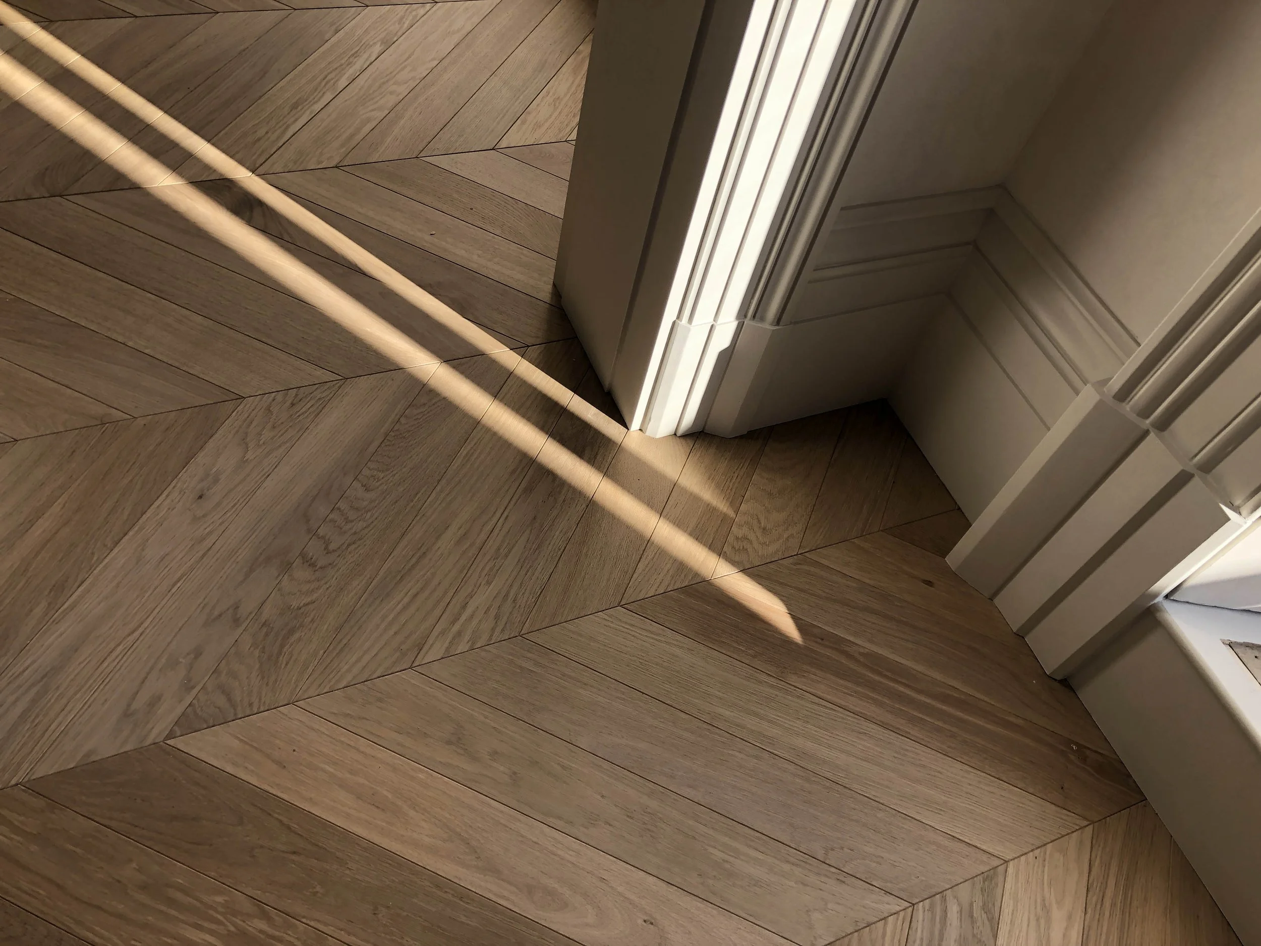 Bolton Chalklin — Belgravia Apartment.jpg