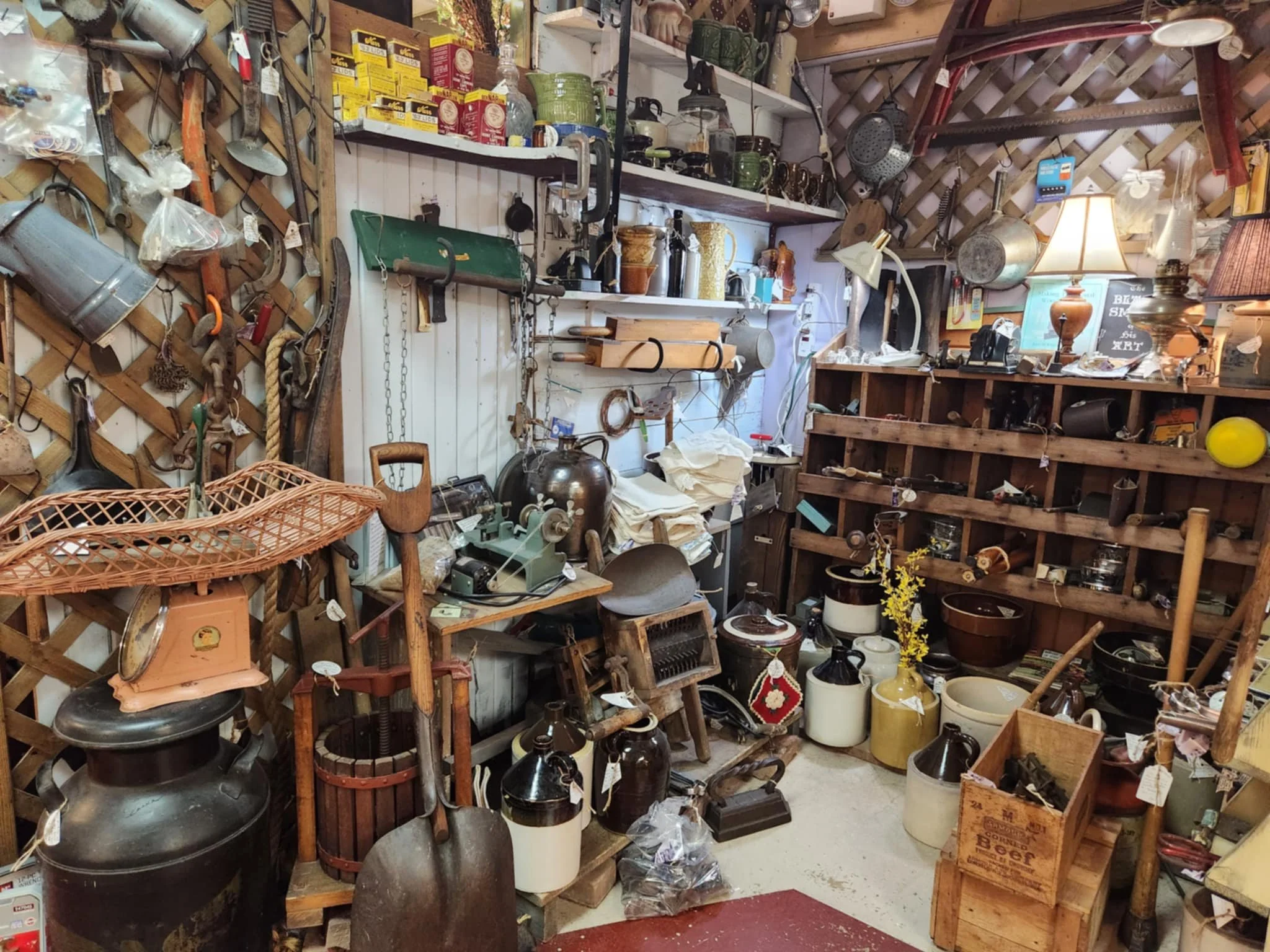 antique store near me, antiques, vintage, collectibles, home decor, antique dealers, vintage clothing, antique lamps, antique mall, antique tools, antique stores near me, antique store morgantown pa, antique shops, morgantown antiques, local antique