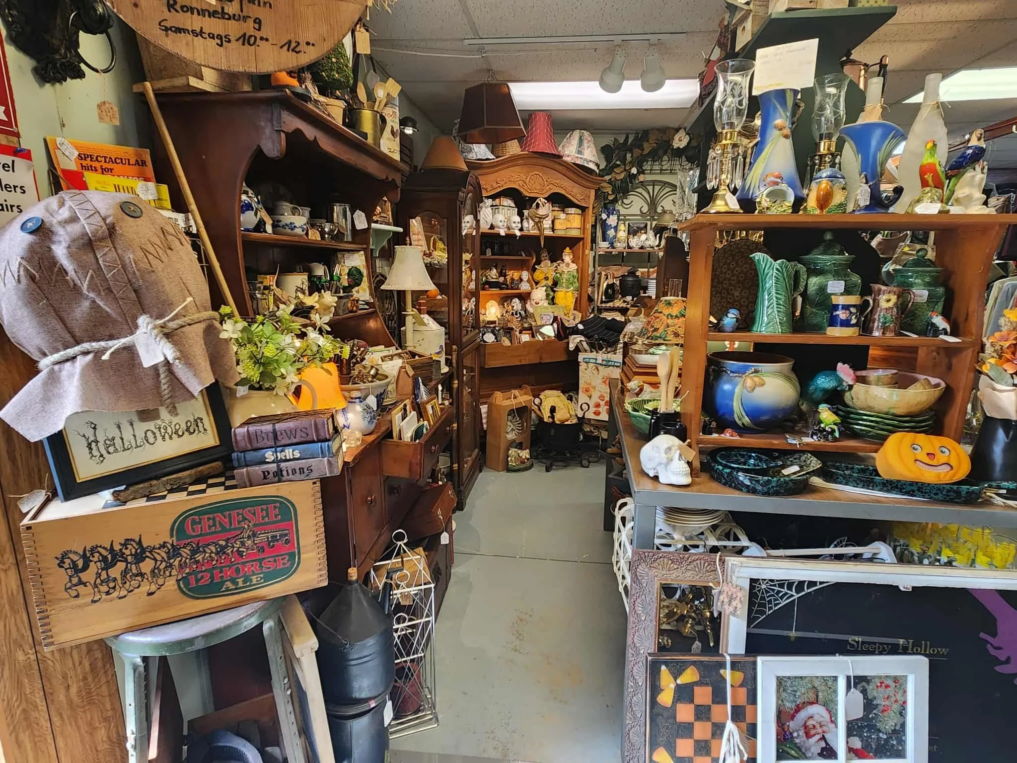 antique store near me, antiques, vintage, collectibles, home decor, antique dealers, vintage clothing, antique lamps, antique mall, antique tools, antique stores near me, antique store morgantown pa, antique shops, morgantown antiques, local antique