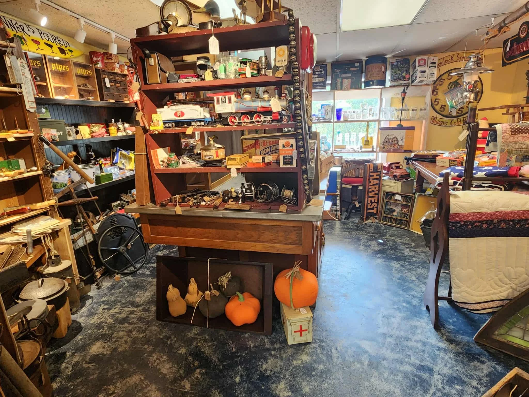antique store near me, antiques, vintage, collectibles, home decor, antique dealers, vintage clothing, antique lamps, antique mall, antique tools, antique stores near me, antique store morgantown pa, antique shops, morgantown antiques, local antique